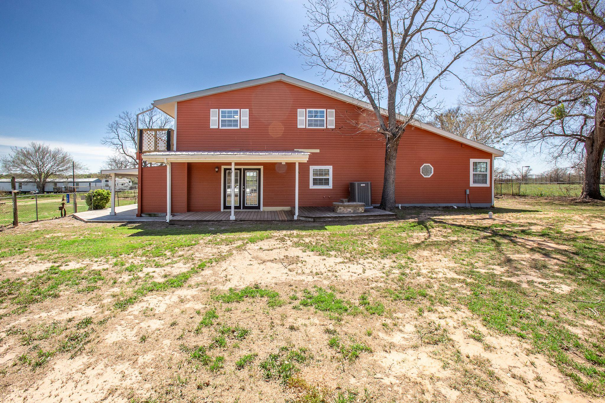 168 Potato Smith Rd, Elgin, TX 78621