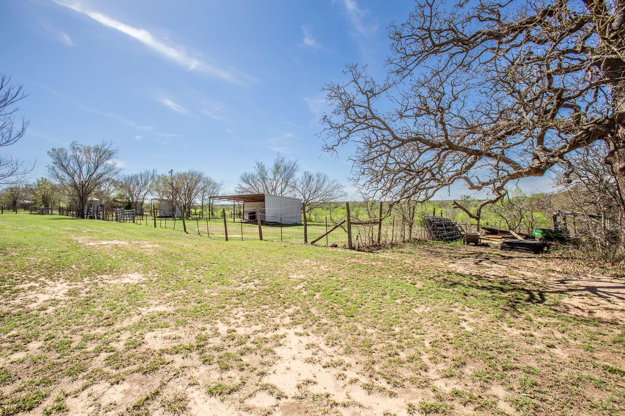168 Potato Smith Rd, Elgin, TX 78621