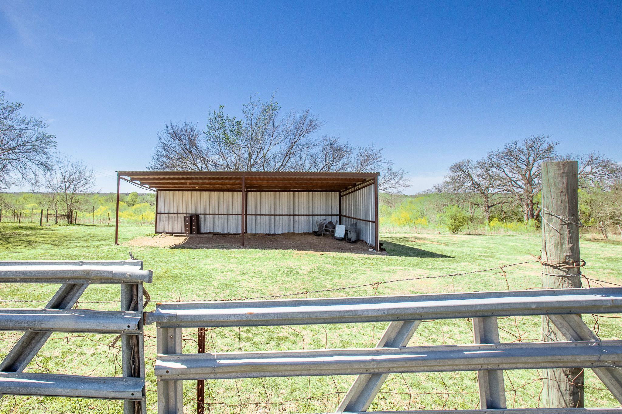 168 Potato Smith Rd, Elgin, TX 78621
