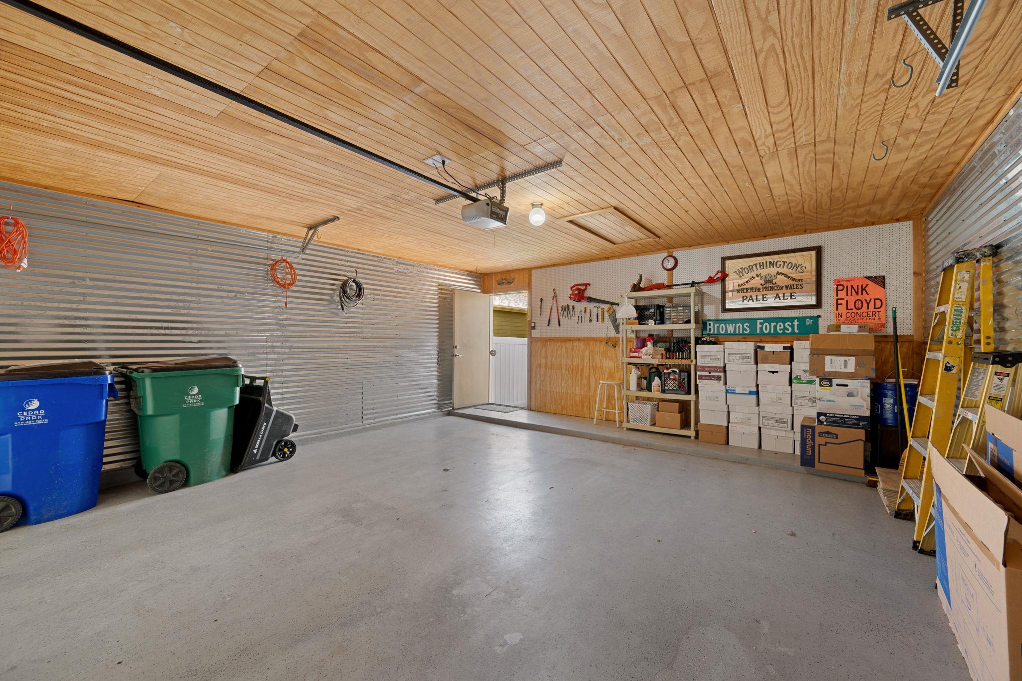 1044 Lost Pines Ln, Cedar Park, TX 78613