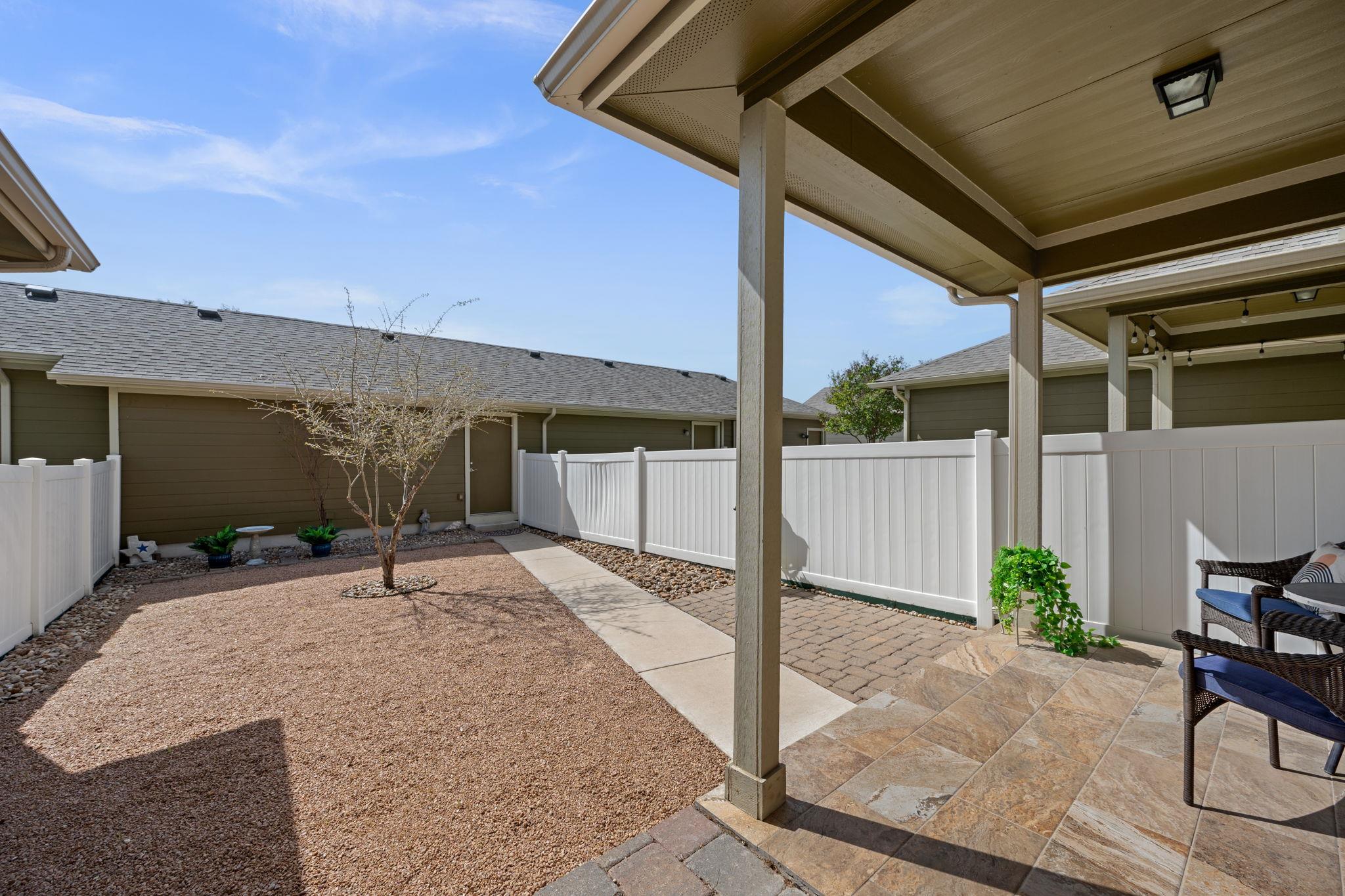 1044 Lost Pines Ln, Cedar Park, TX 78613