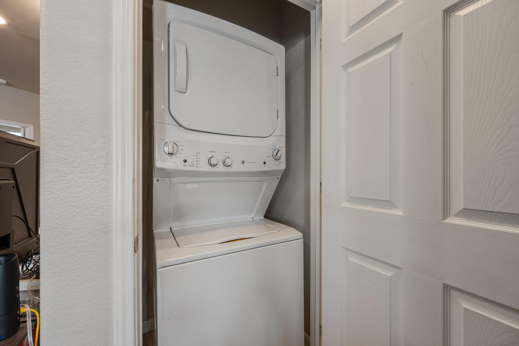 1044 Lost Pines Ln, Cedar Park, TX 78613