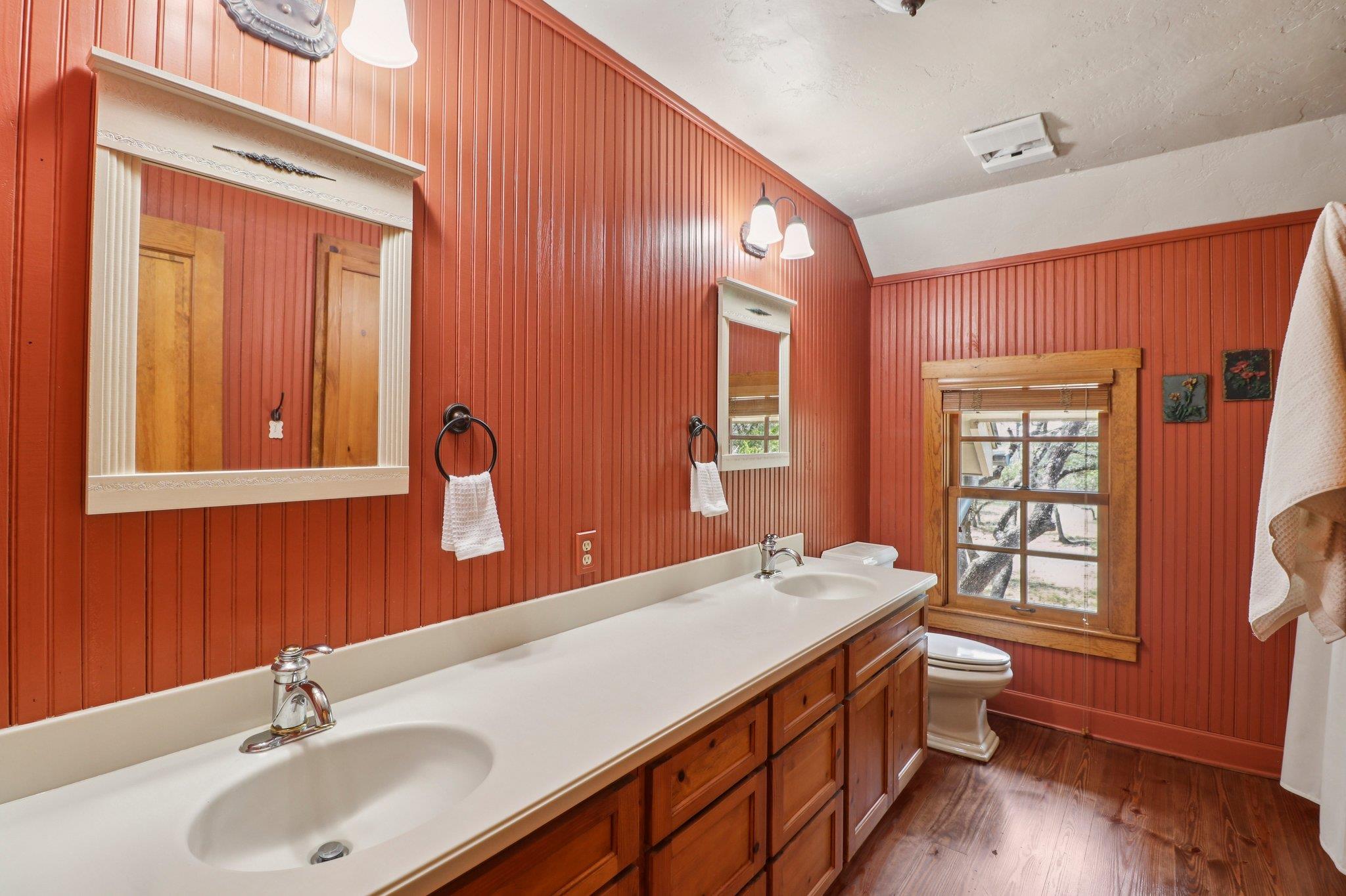 1500 Rebecca Creek Rd, Canyon Lake, TX 78133