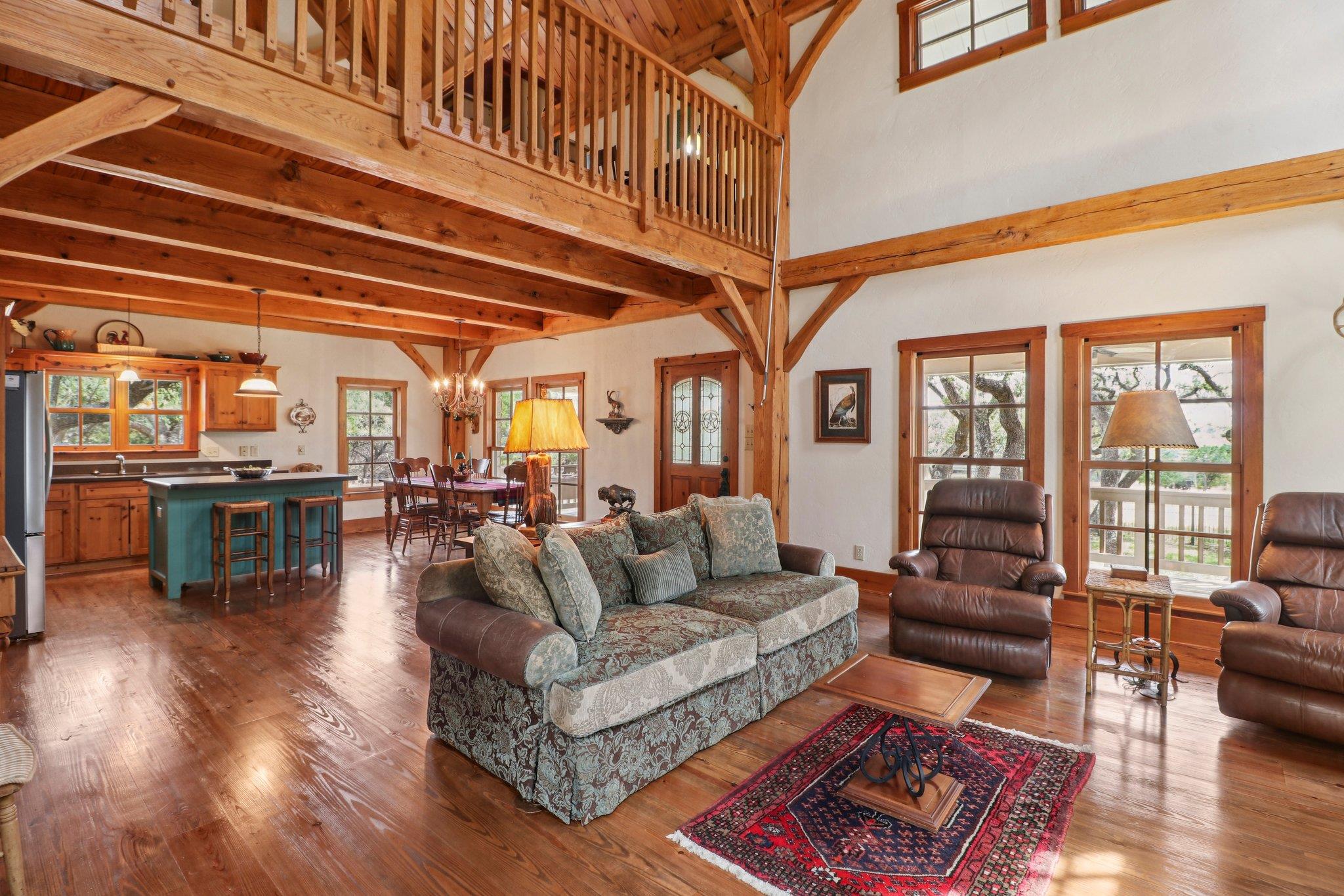 1500 Rebecca Creek Rd, Canyon Lake, TX 78133