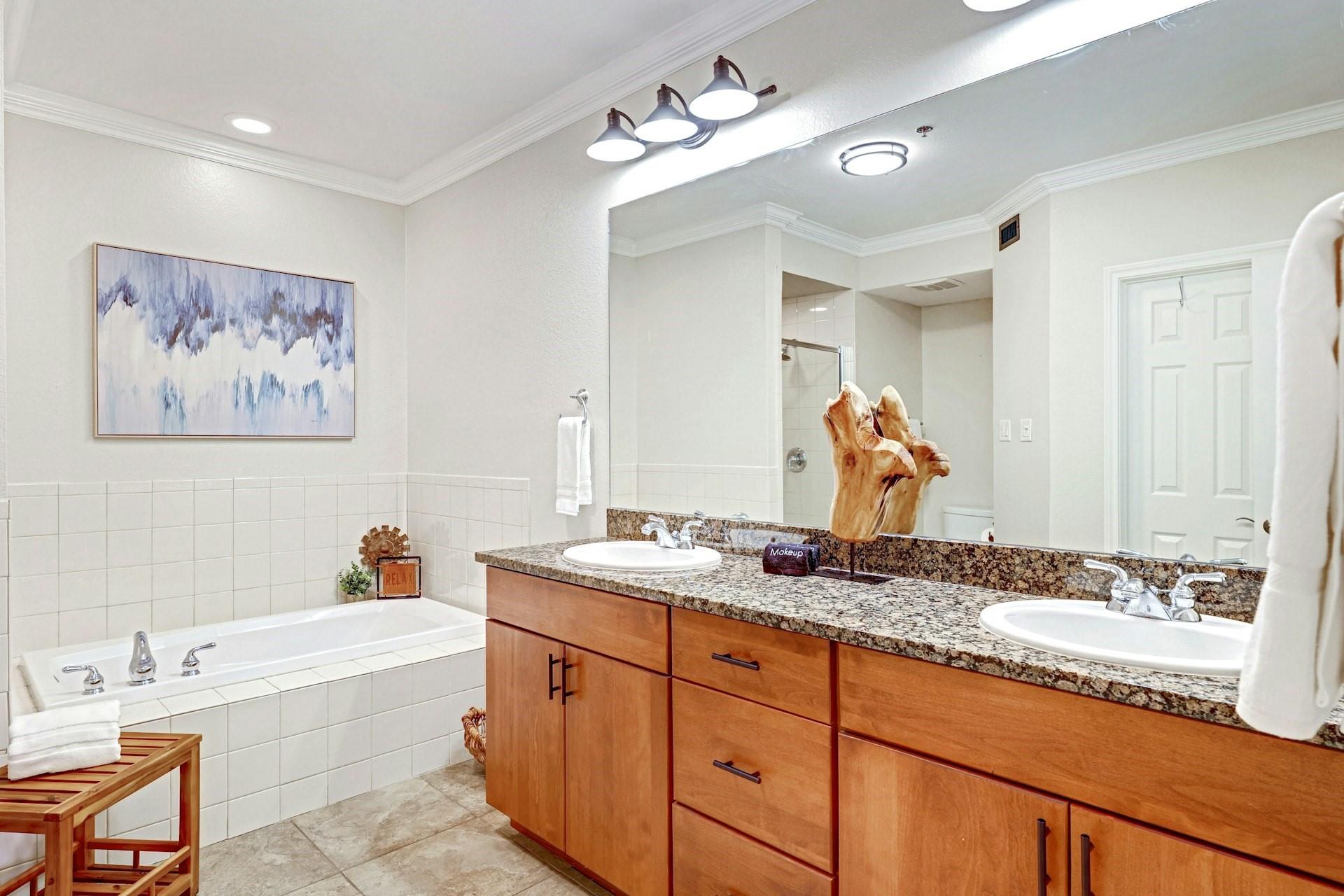 3404 American Dr # 2106, Lago Vista, TX 78645