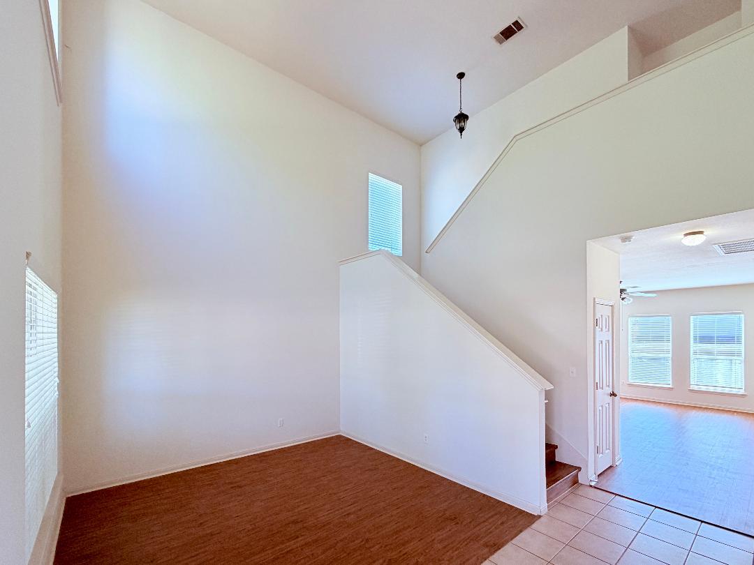 1913 Short Summer Dr, Austin, TX 78754