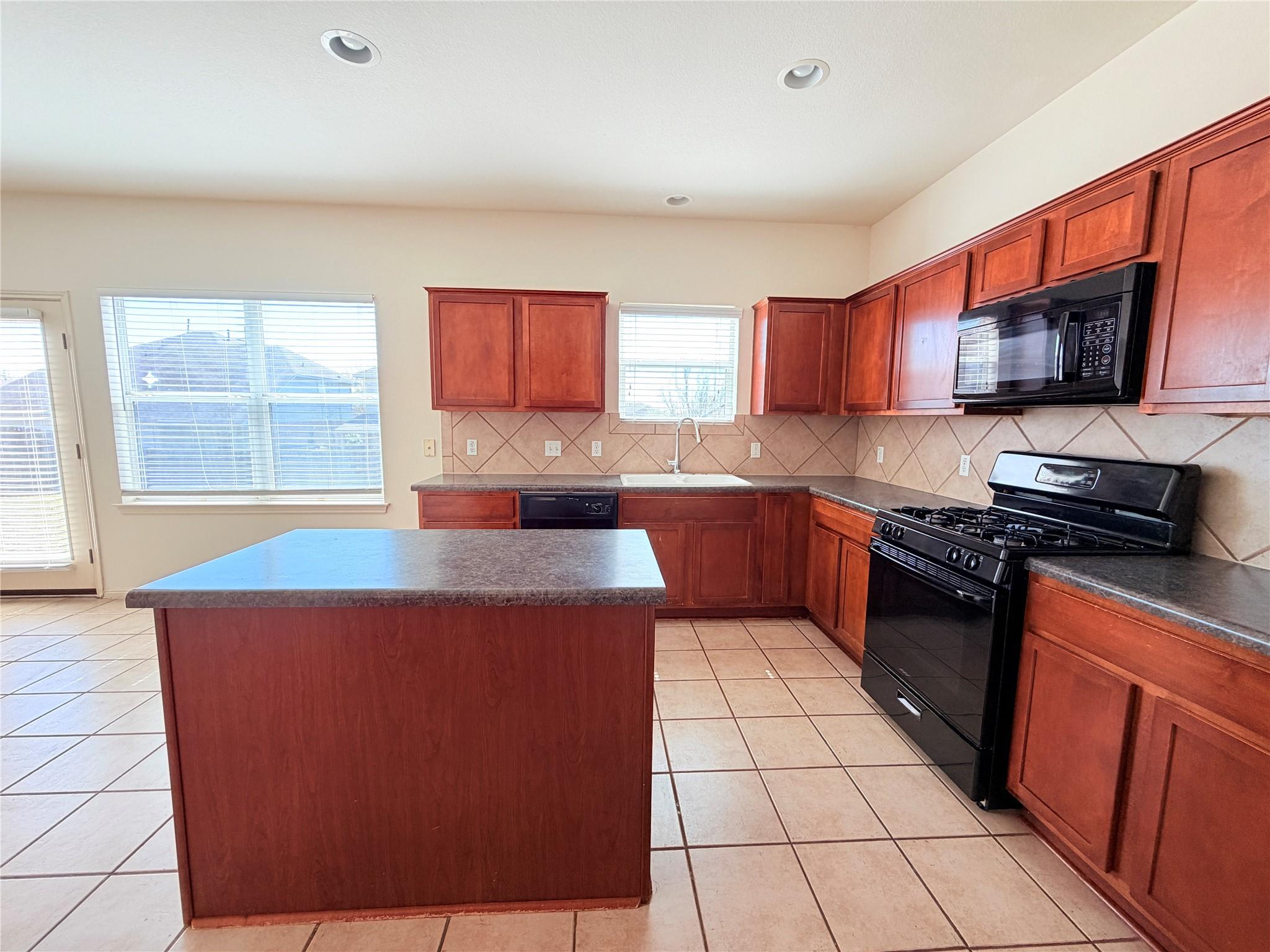 1913 Short Summer Dr, Austin, TX 78754