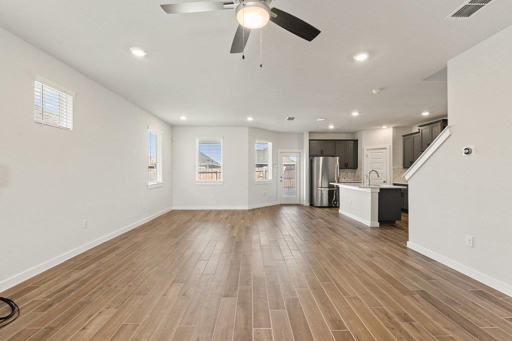 368 Banff Dr, Kyle, TX 78640