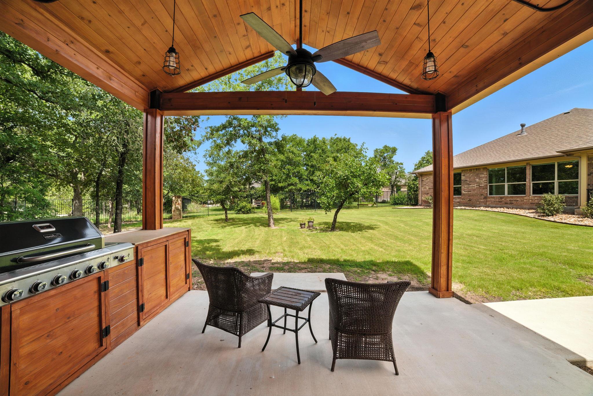 107 Tylee Cir, Bastrop, TX 78602