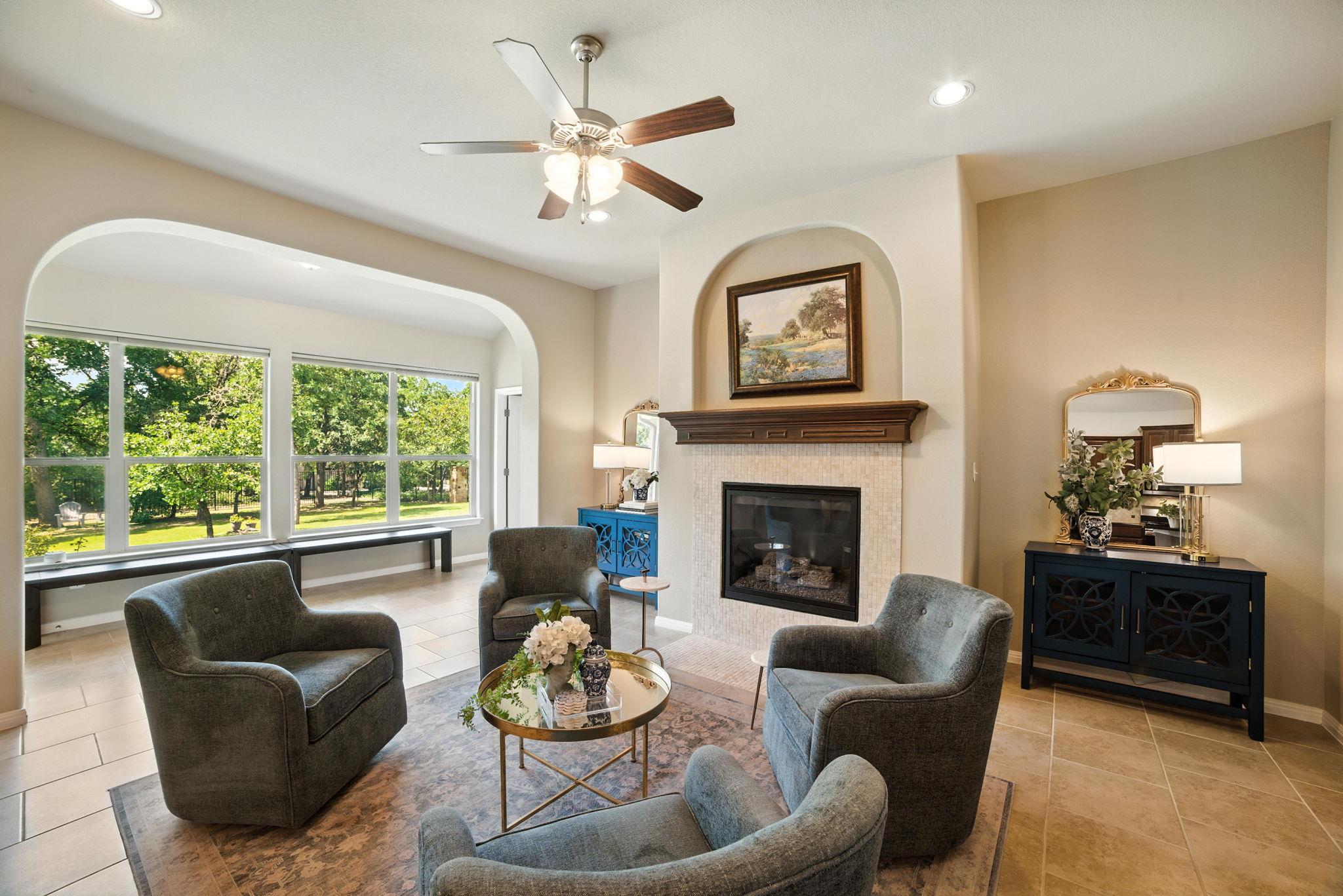 107 Tylee Cir, Bastrop, TX 78602