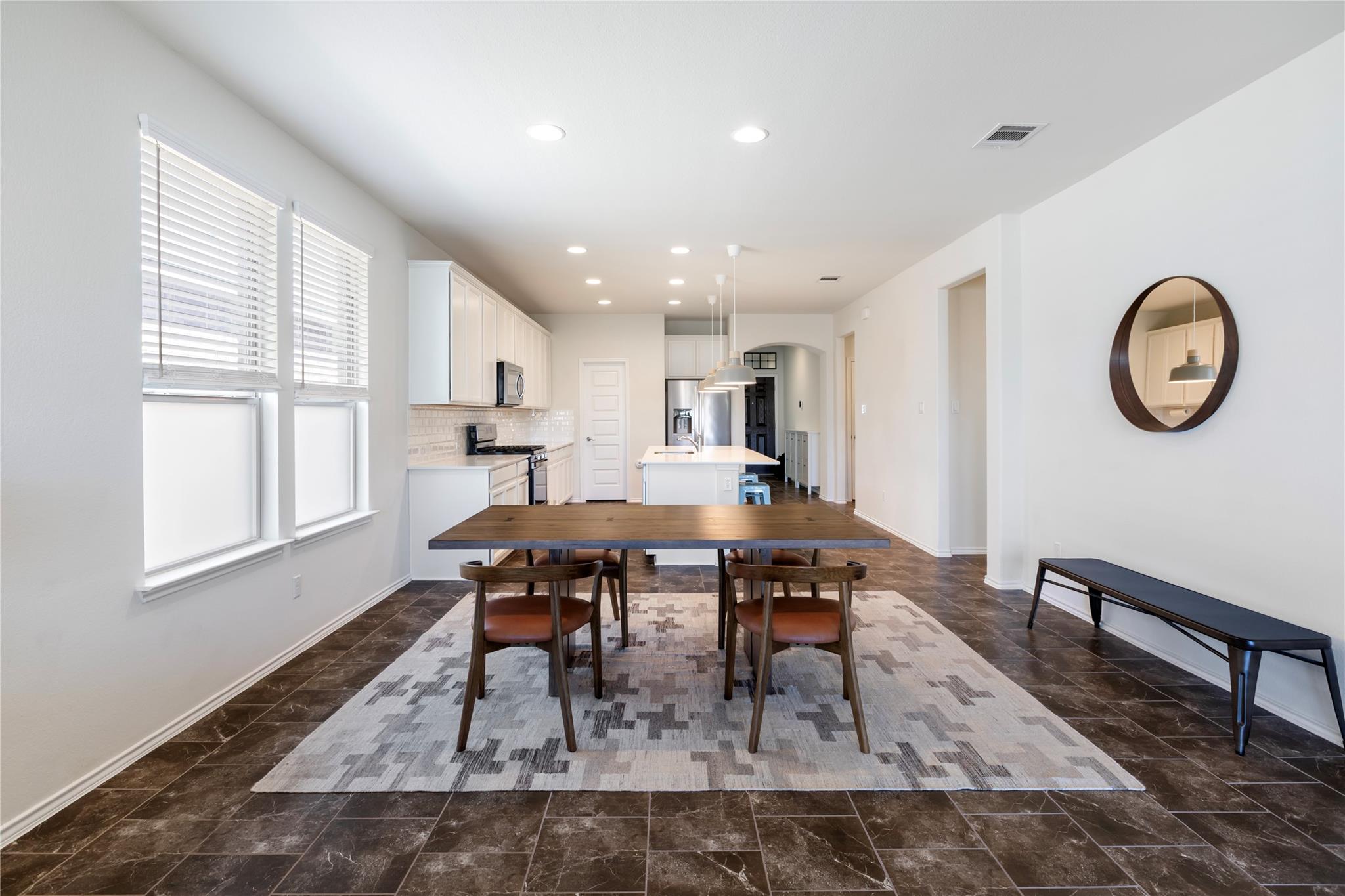 1001 McCormick Cv, Hutto, TX 78634