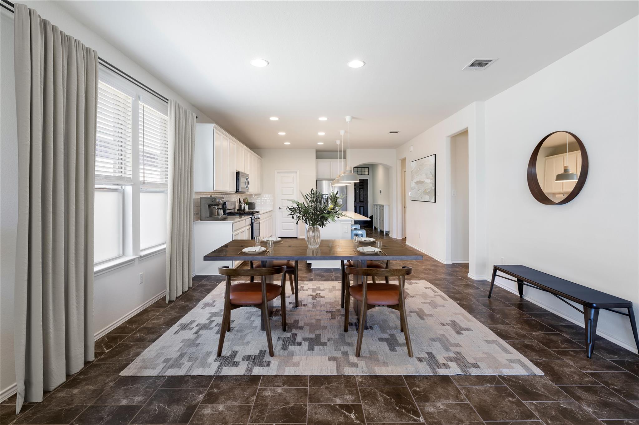 1001 McCormick Cv, Hutto, TX 78634