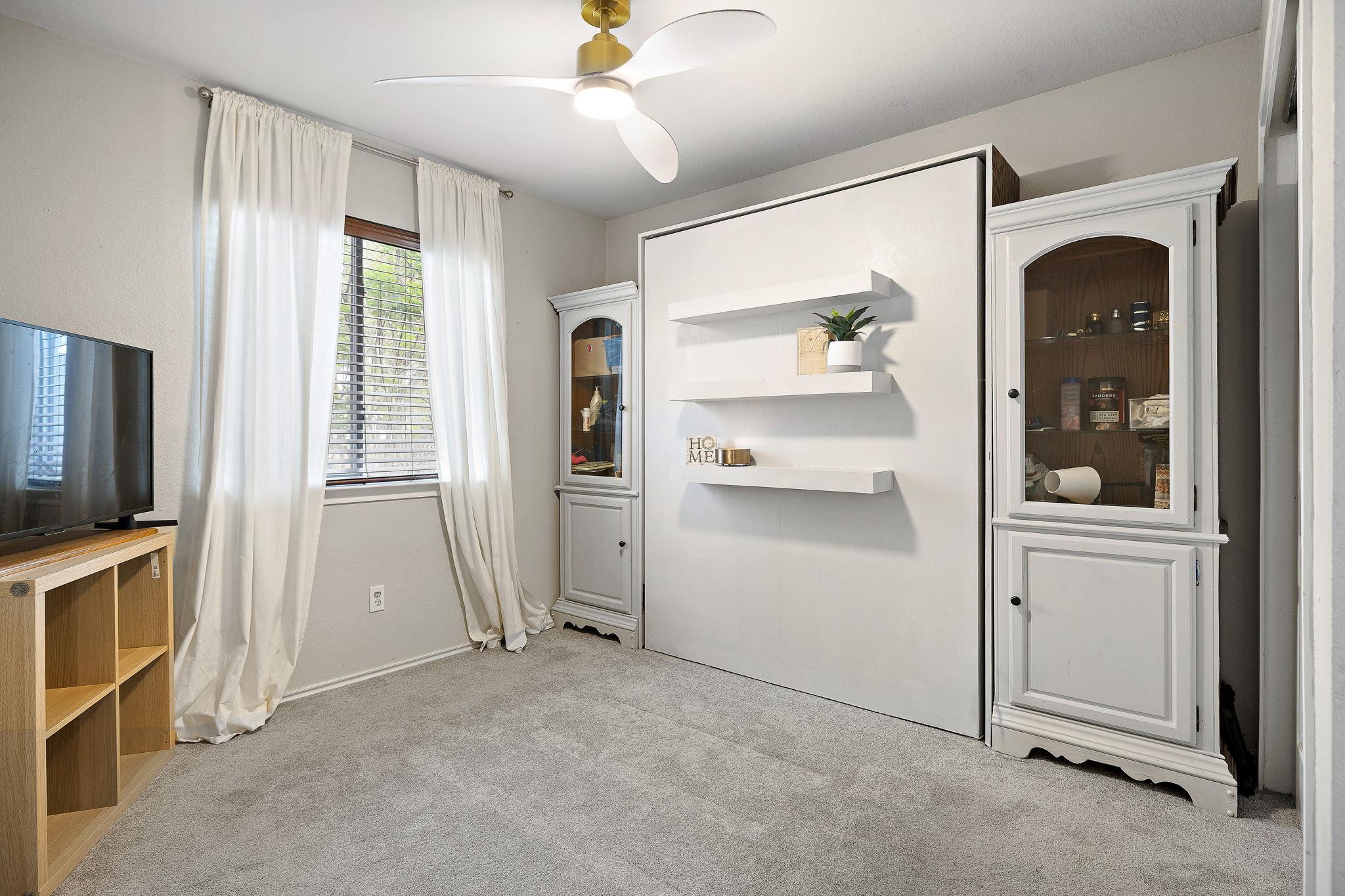 107 Easy St, Hutto, TX 78634