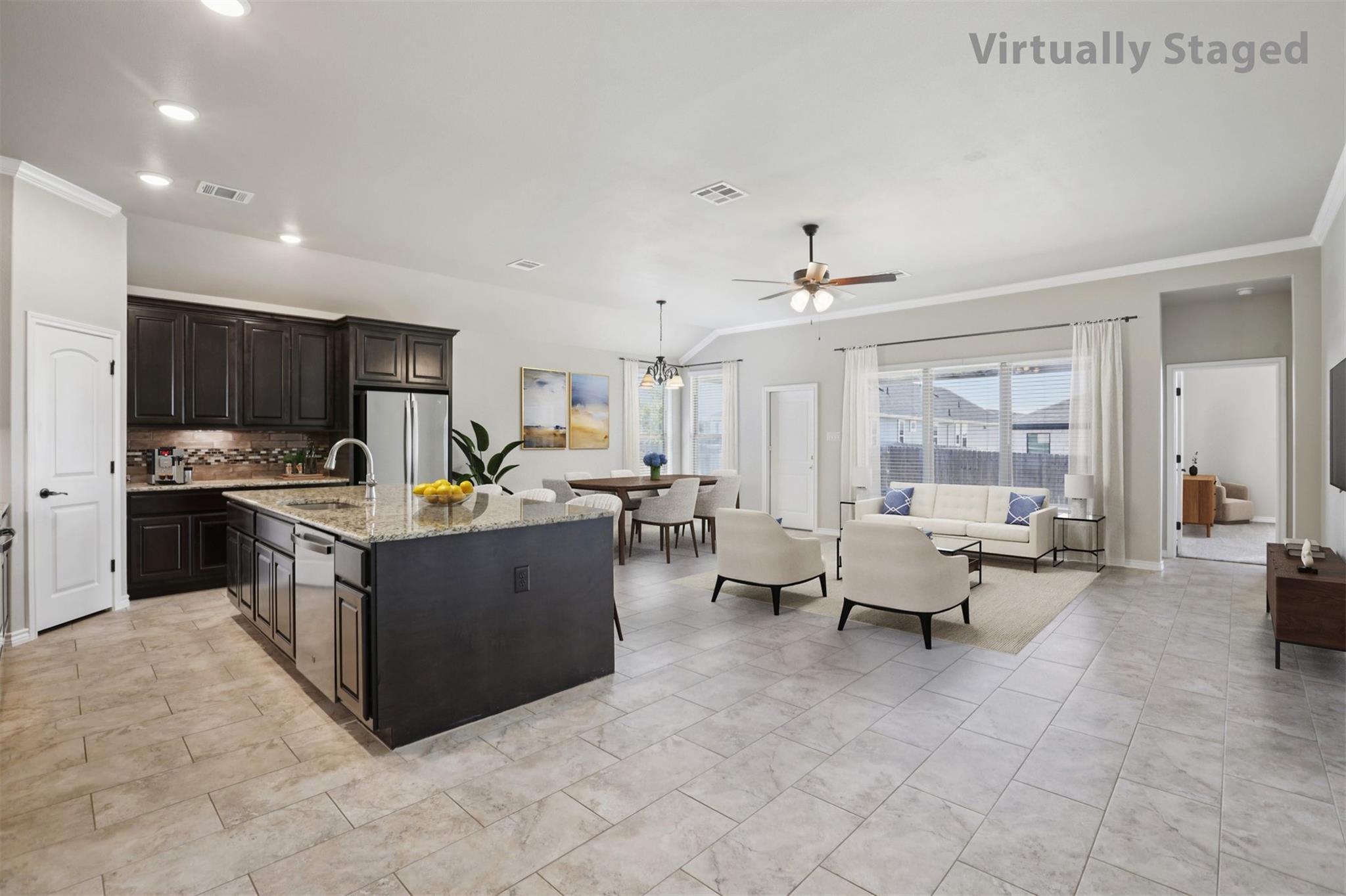 500 Seabiscuit Dr, Jarrell, TX 76537