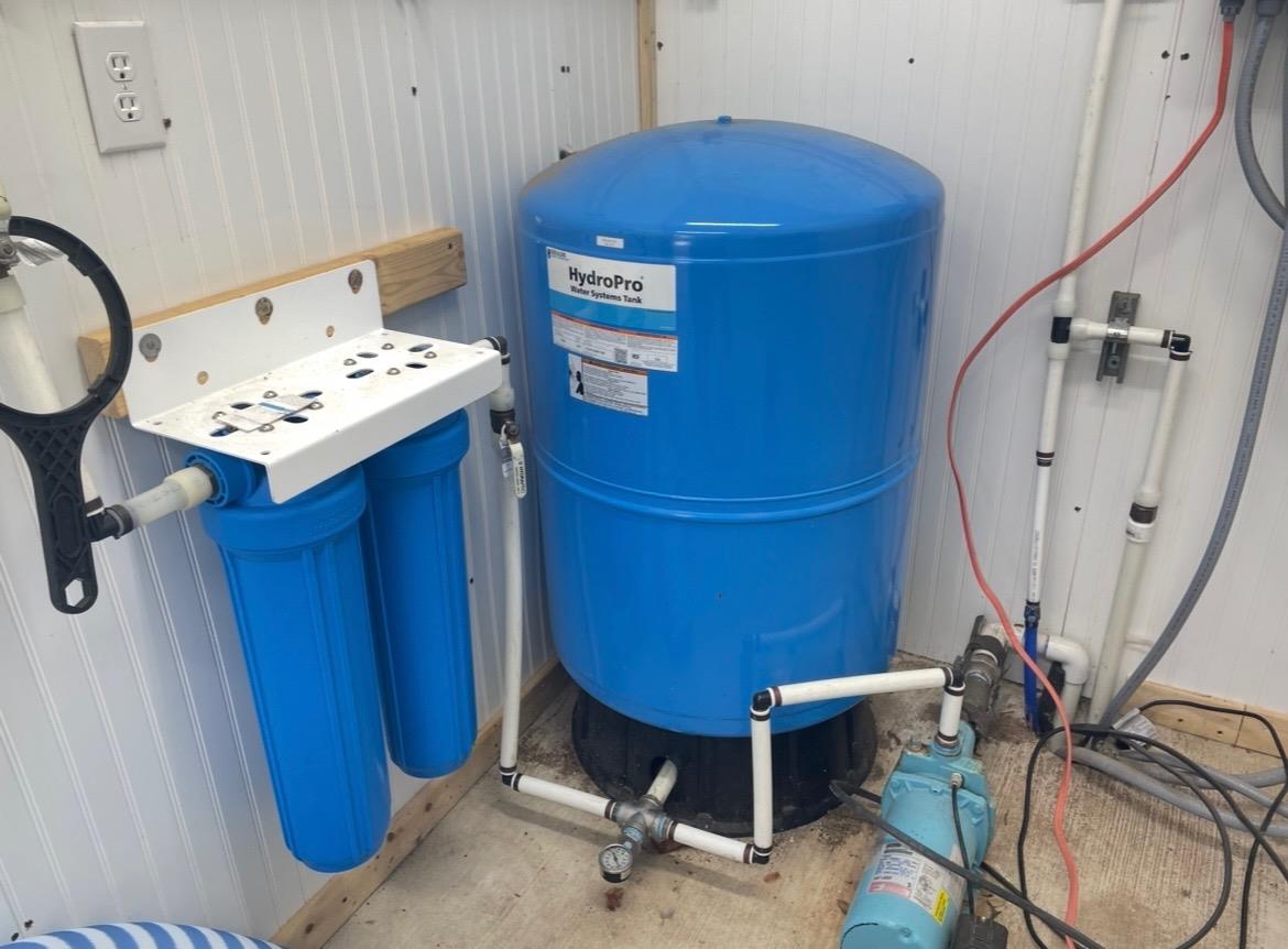 141 Arnold Dr, Canyon Lake, TX 78133