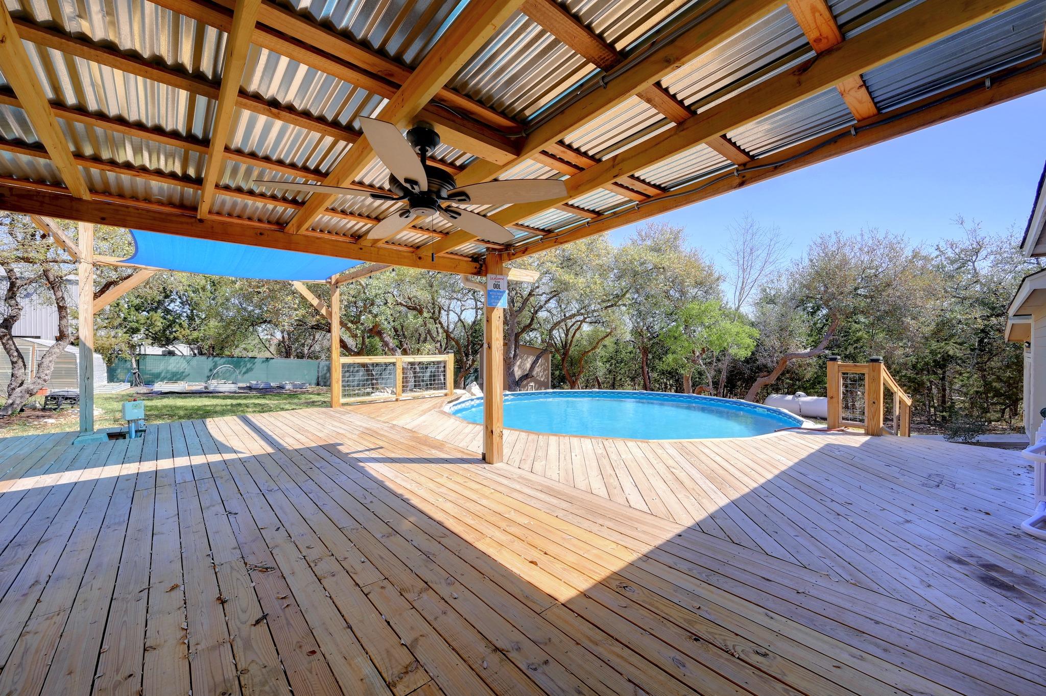 141 Arnold Dr, Canyon Lake, TX 78133