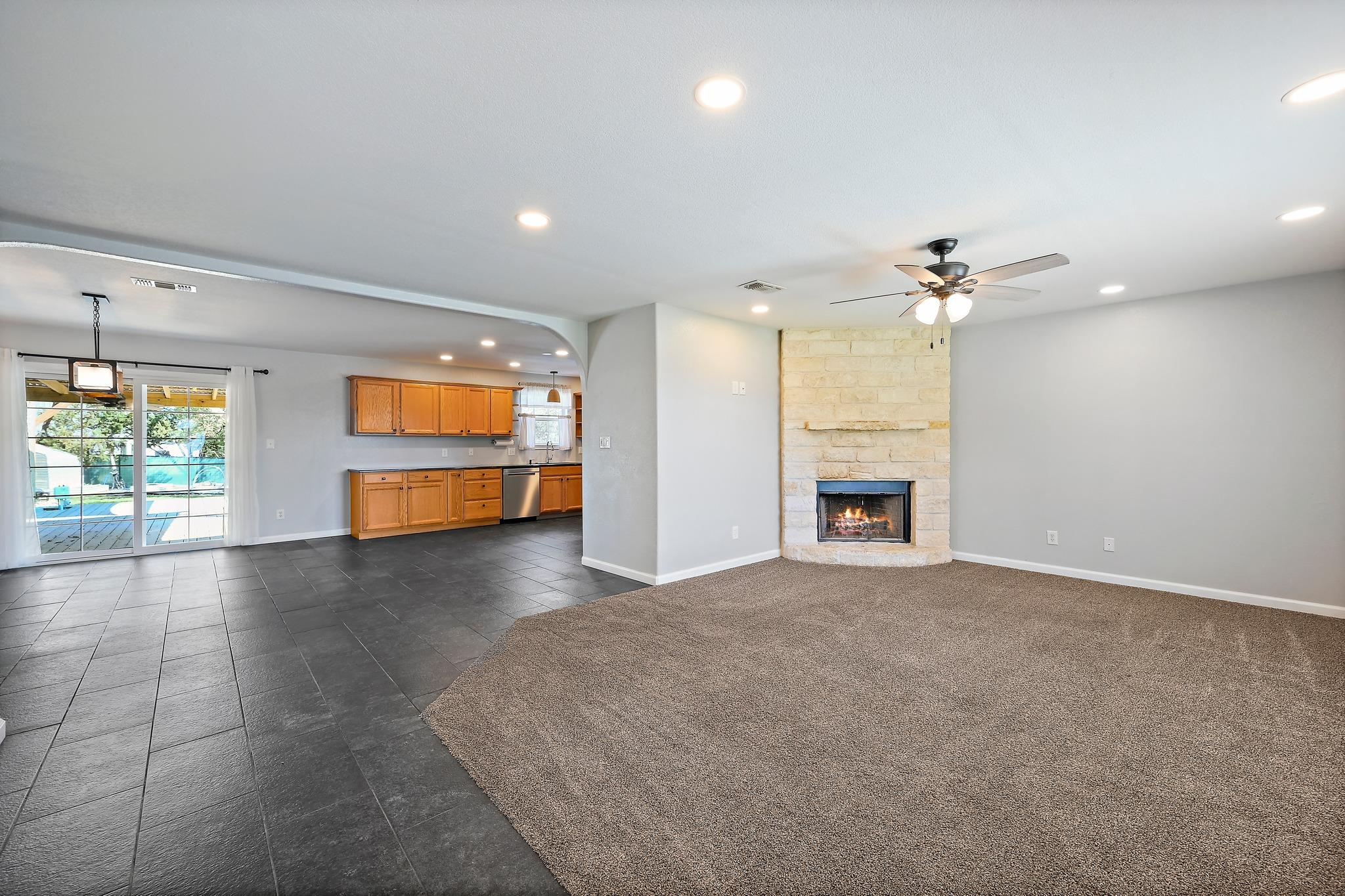 141 Arnold Dr, Canyon Lake, TX 78133