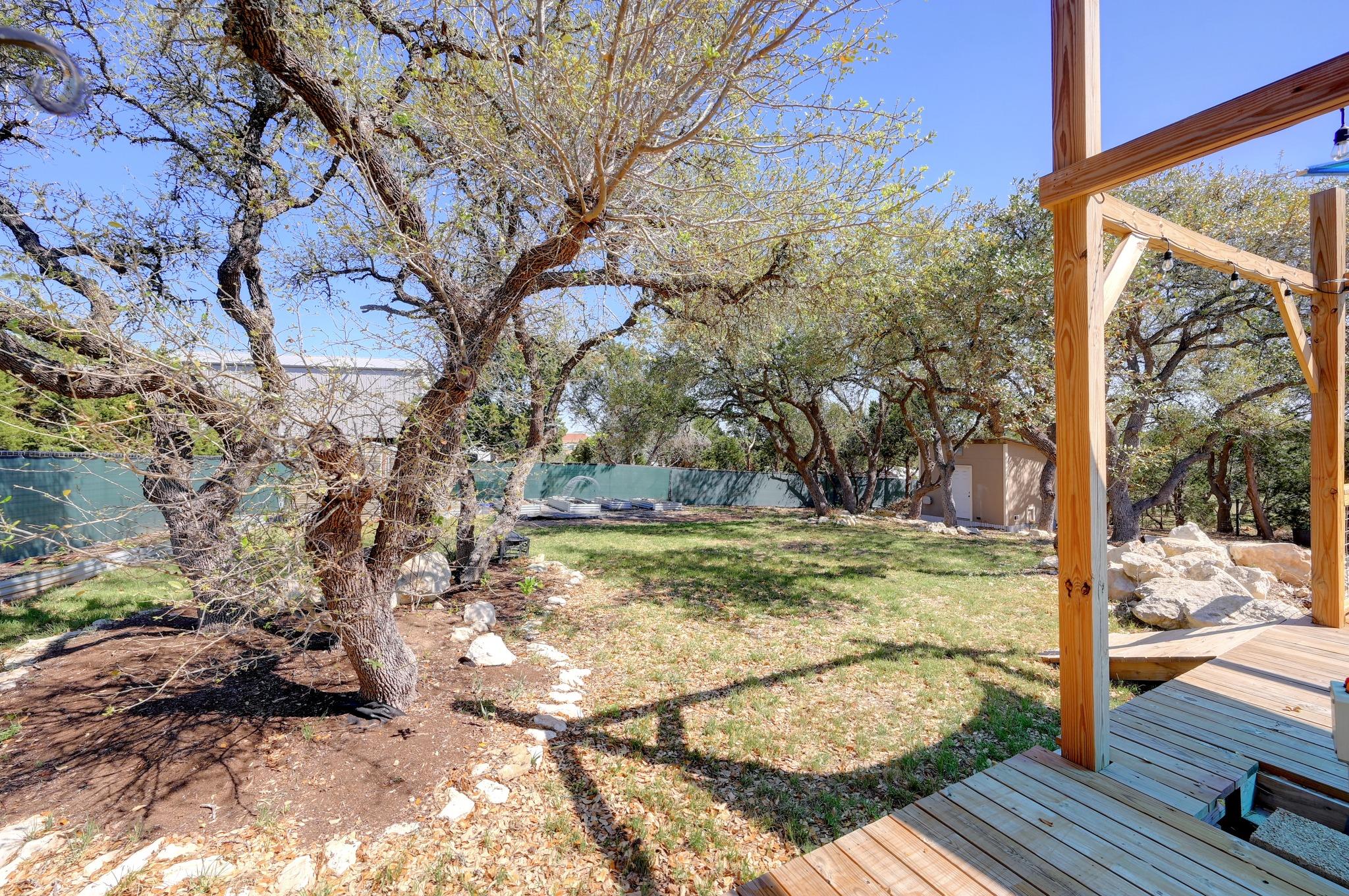 141 Arnold Dr, Canyon Lake, TX 78133