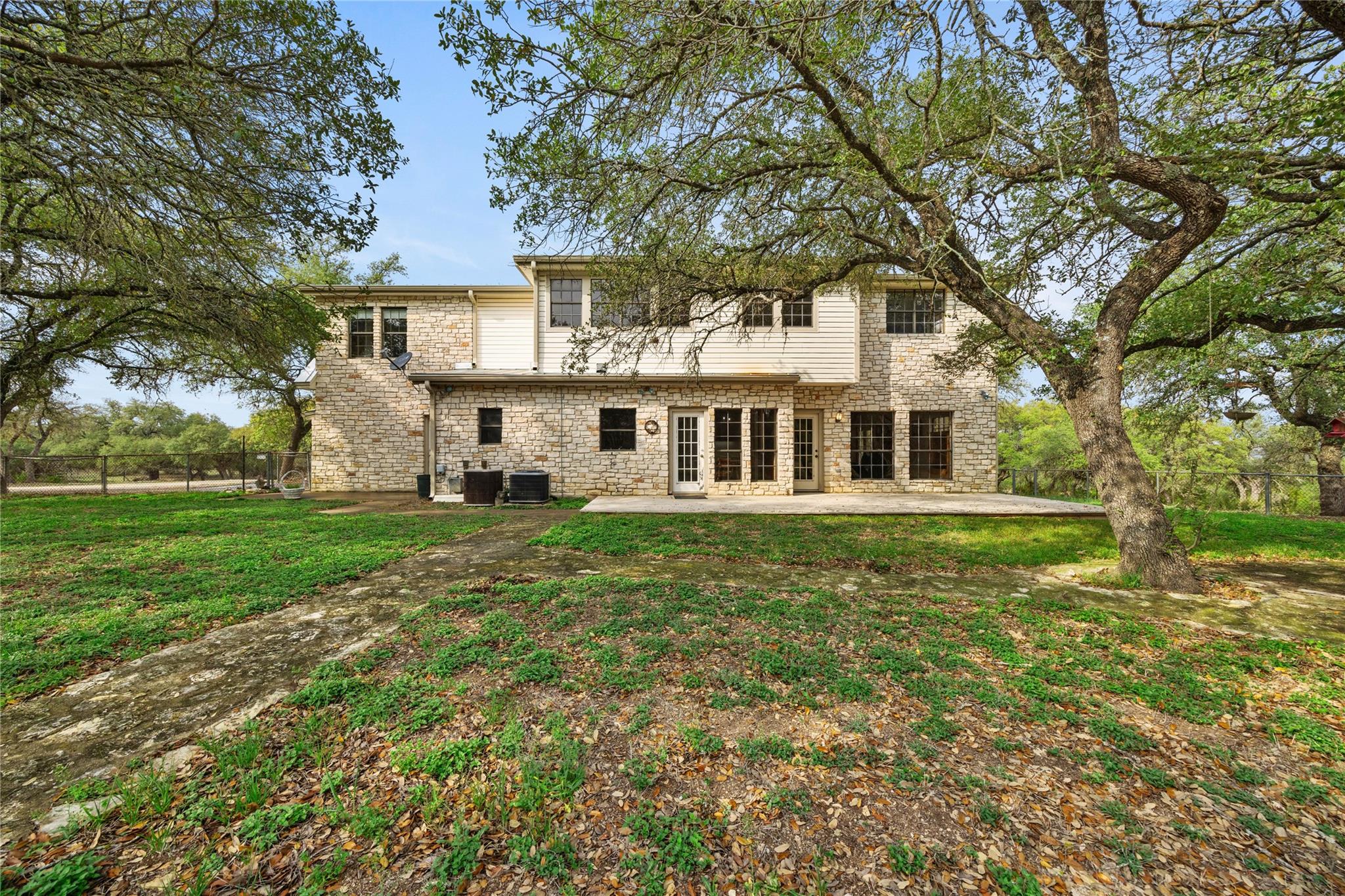 14511 Farm to Market 32, Blanco, TX 78606