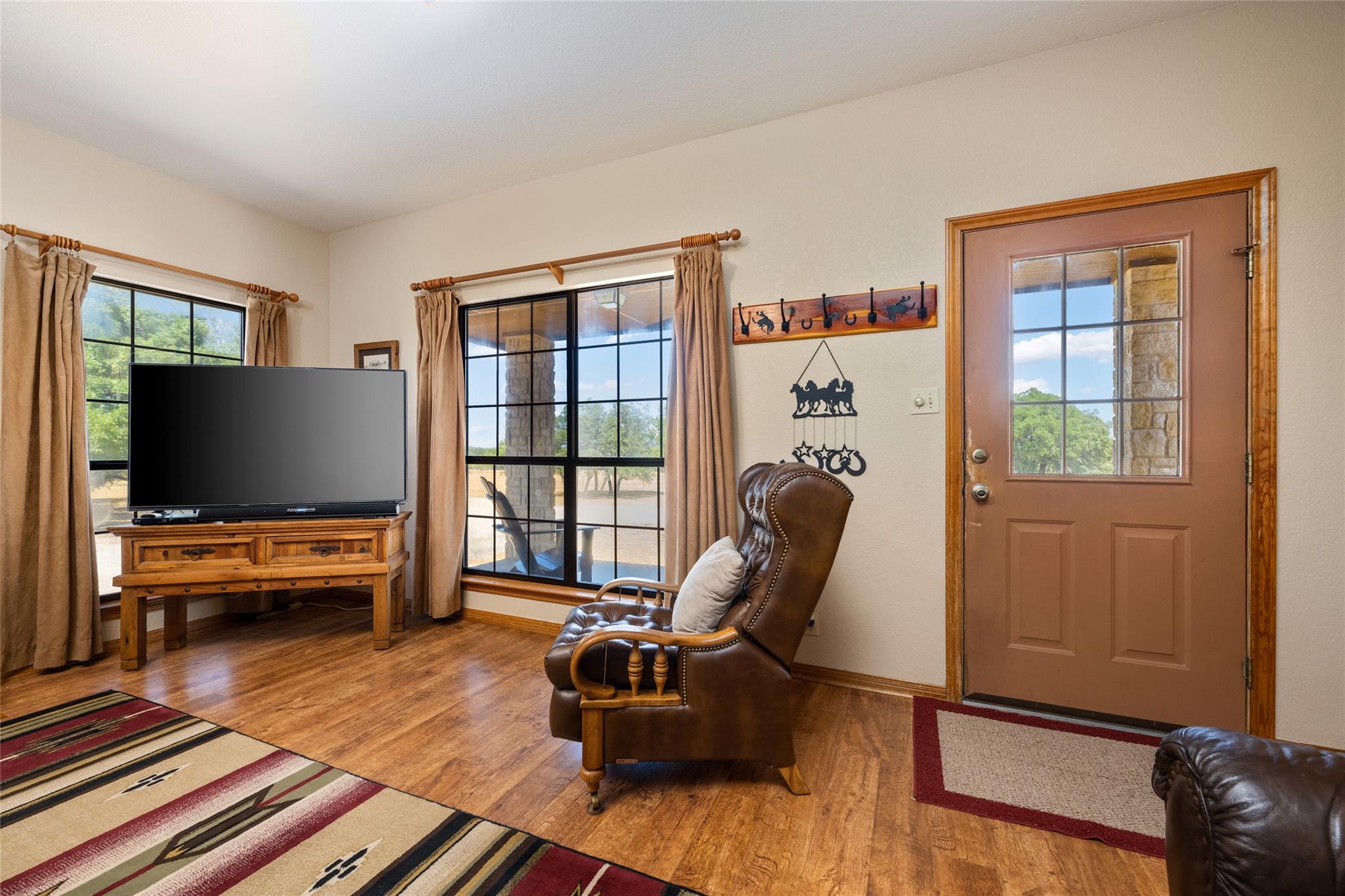 120 Craigen Rd, Liberty Hill, TX 78642