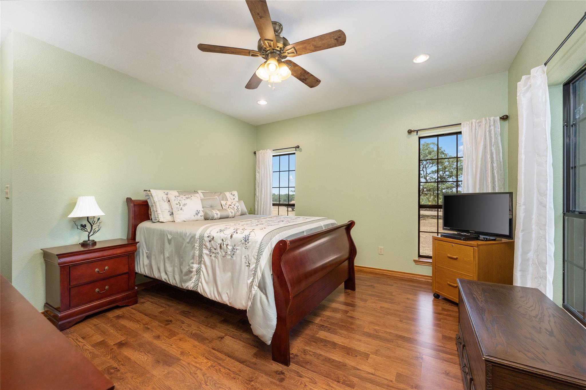 120 Craigen Rd, Liberty Hill, TX 78642