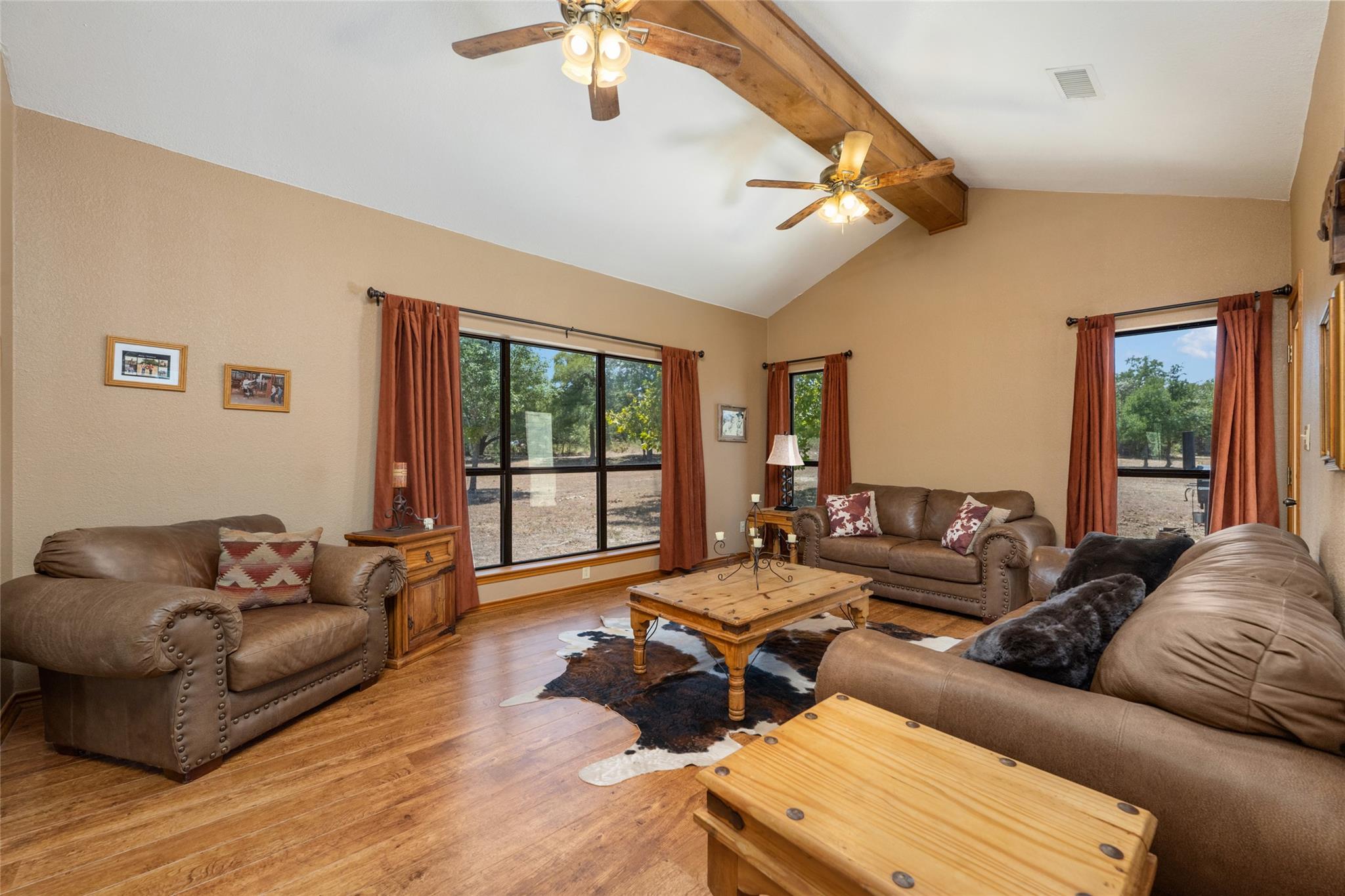 120 Craigen Rd, Liberty Hill, TX 78642