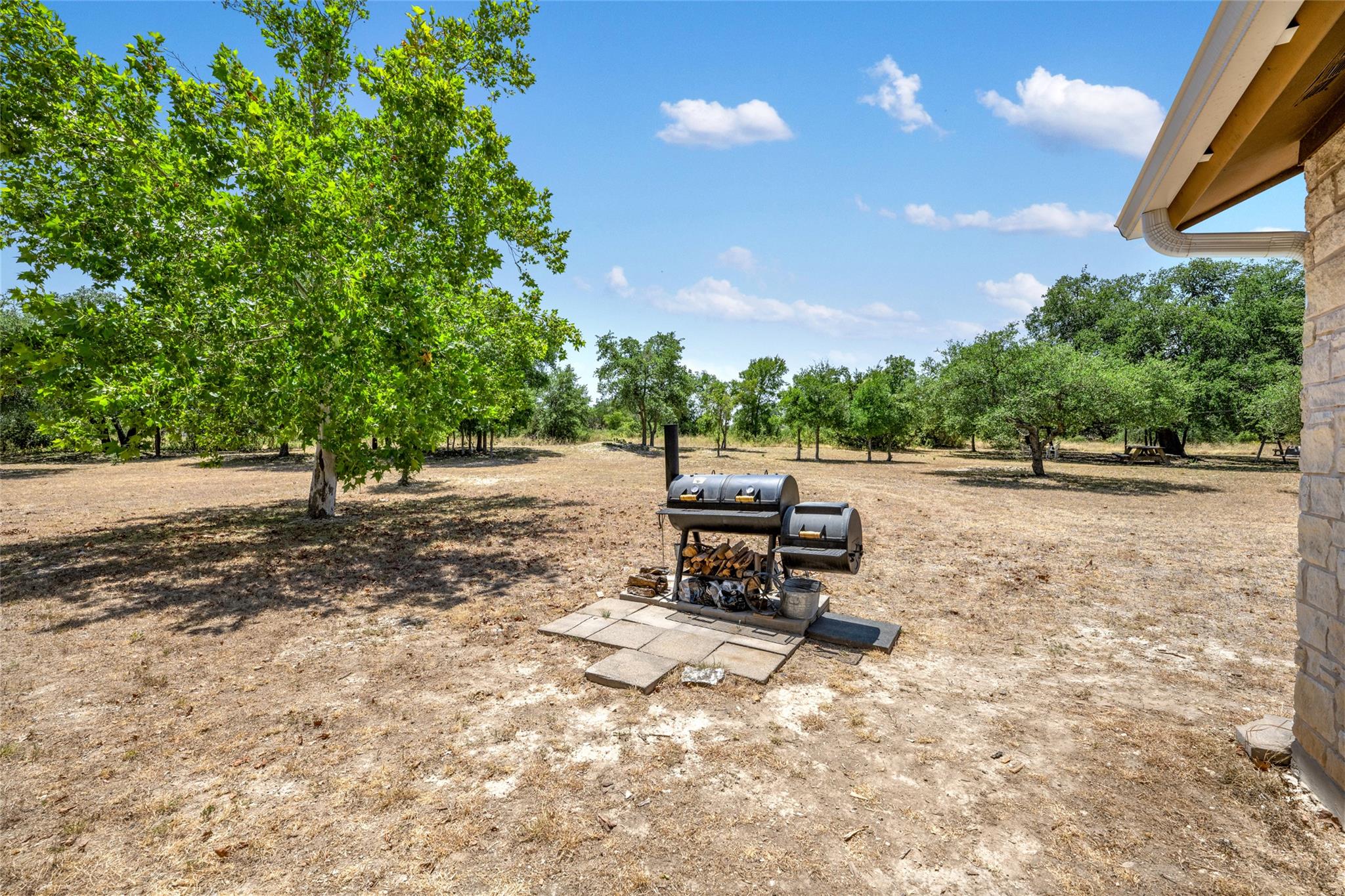 120 Craigen Rd, Liberty Hill, TX 78642