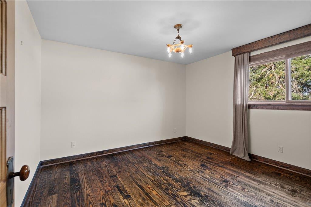 7703 Banpass Ln, Austin, TX 78736