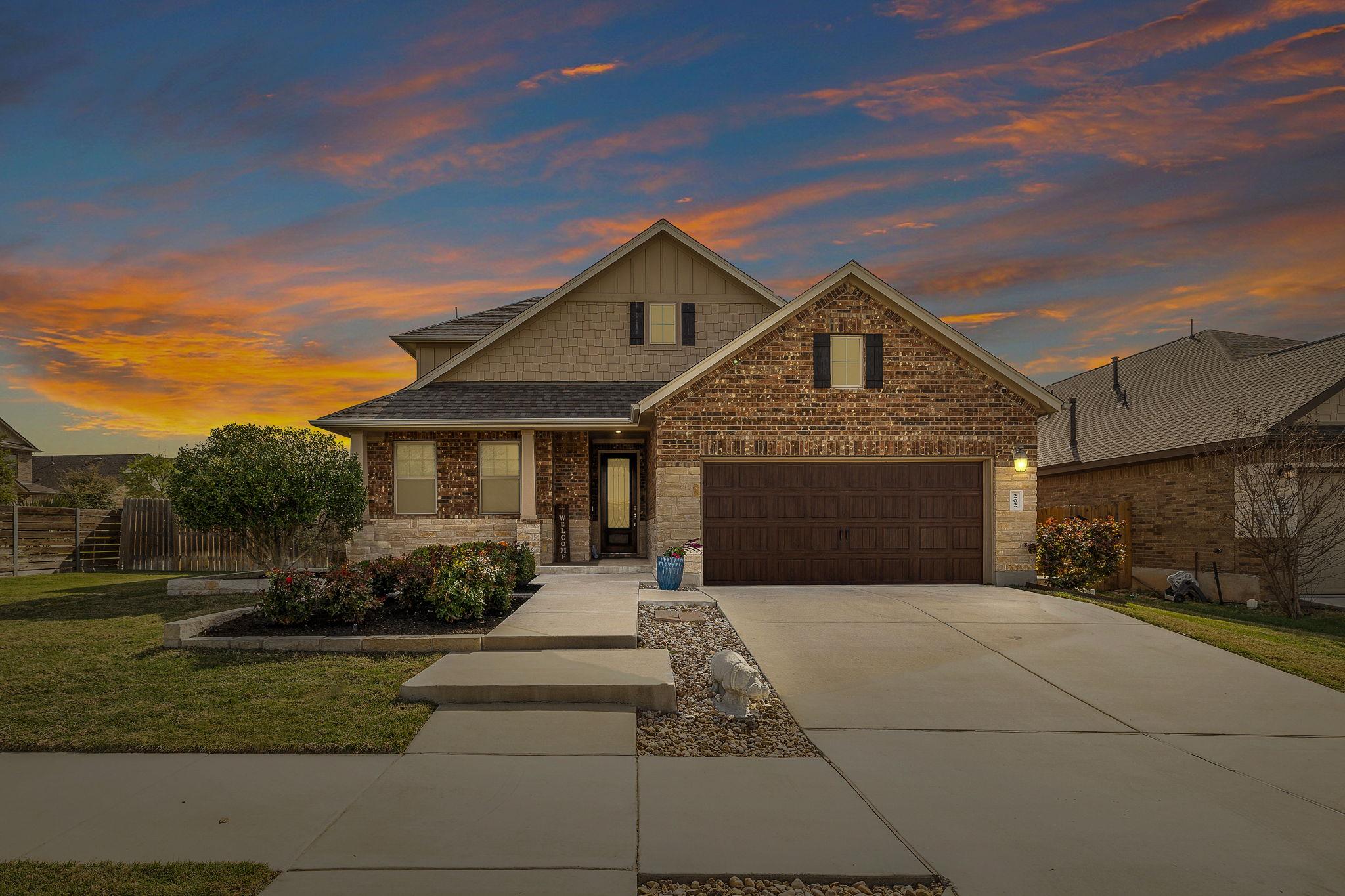 202 Simmental Loop, Hutto, TX 78634