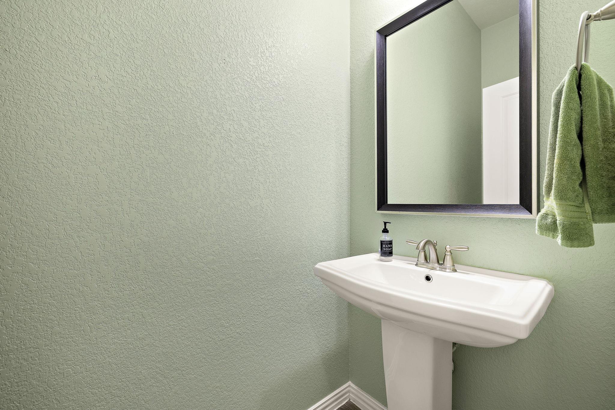 202 Simmental Loop, Hutto, TX 78634