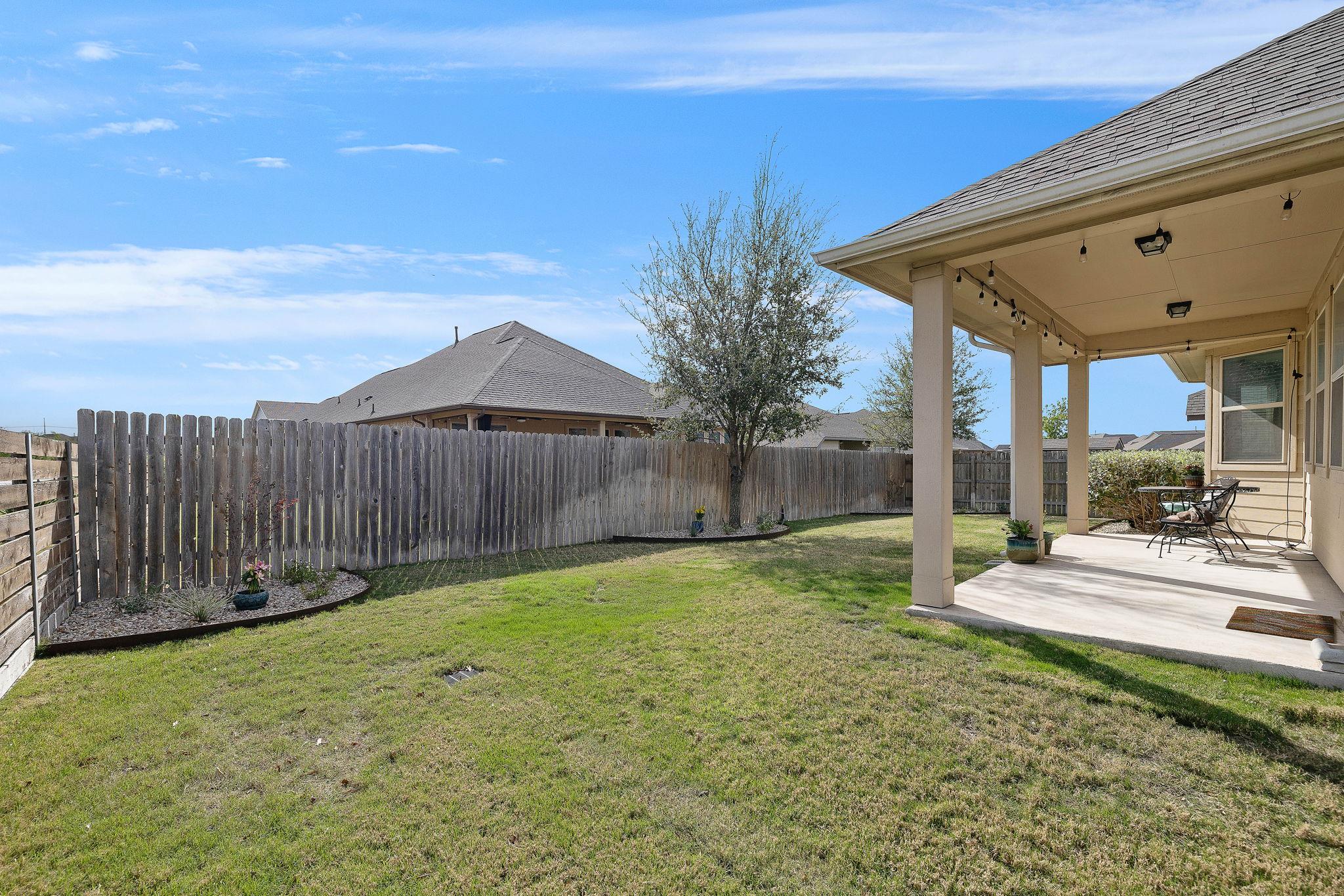 202 Simmental Loop, Hutto, TX 78634