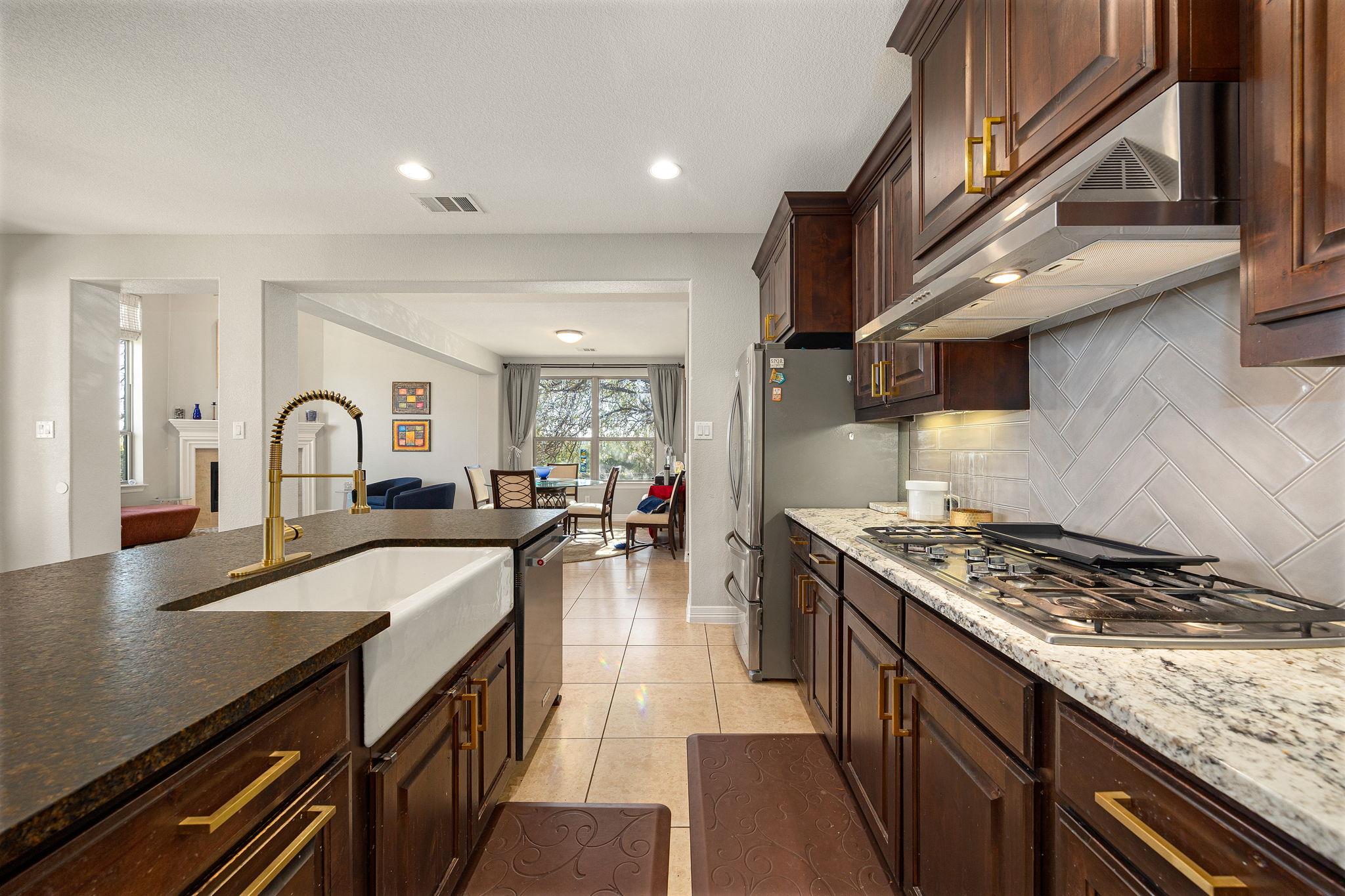 2201 Quarry Loop, Leander, TX 78641