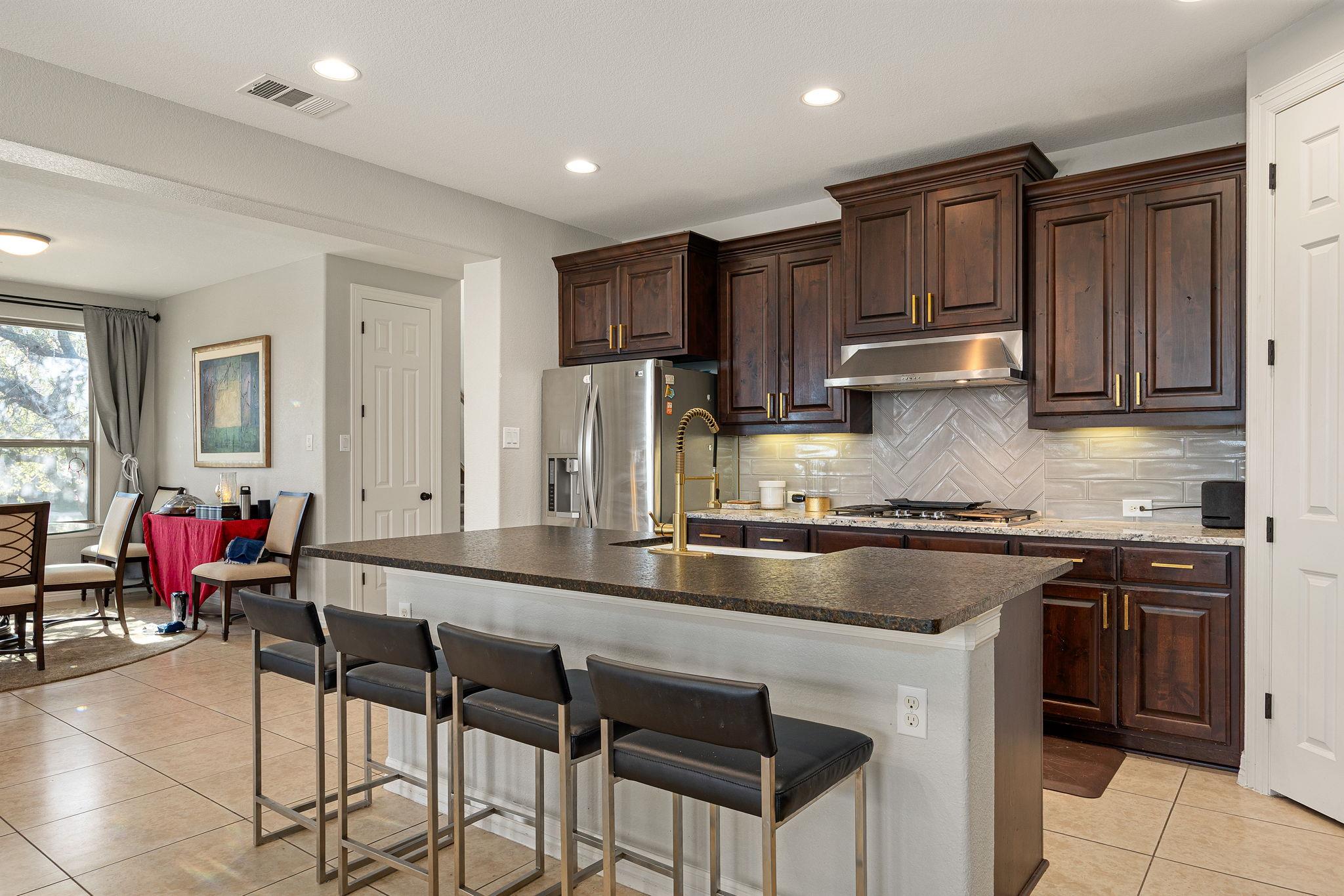 2201 Quarry Loop, Leander, TX 78641