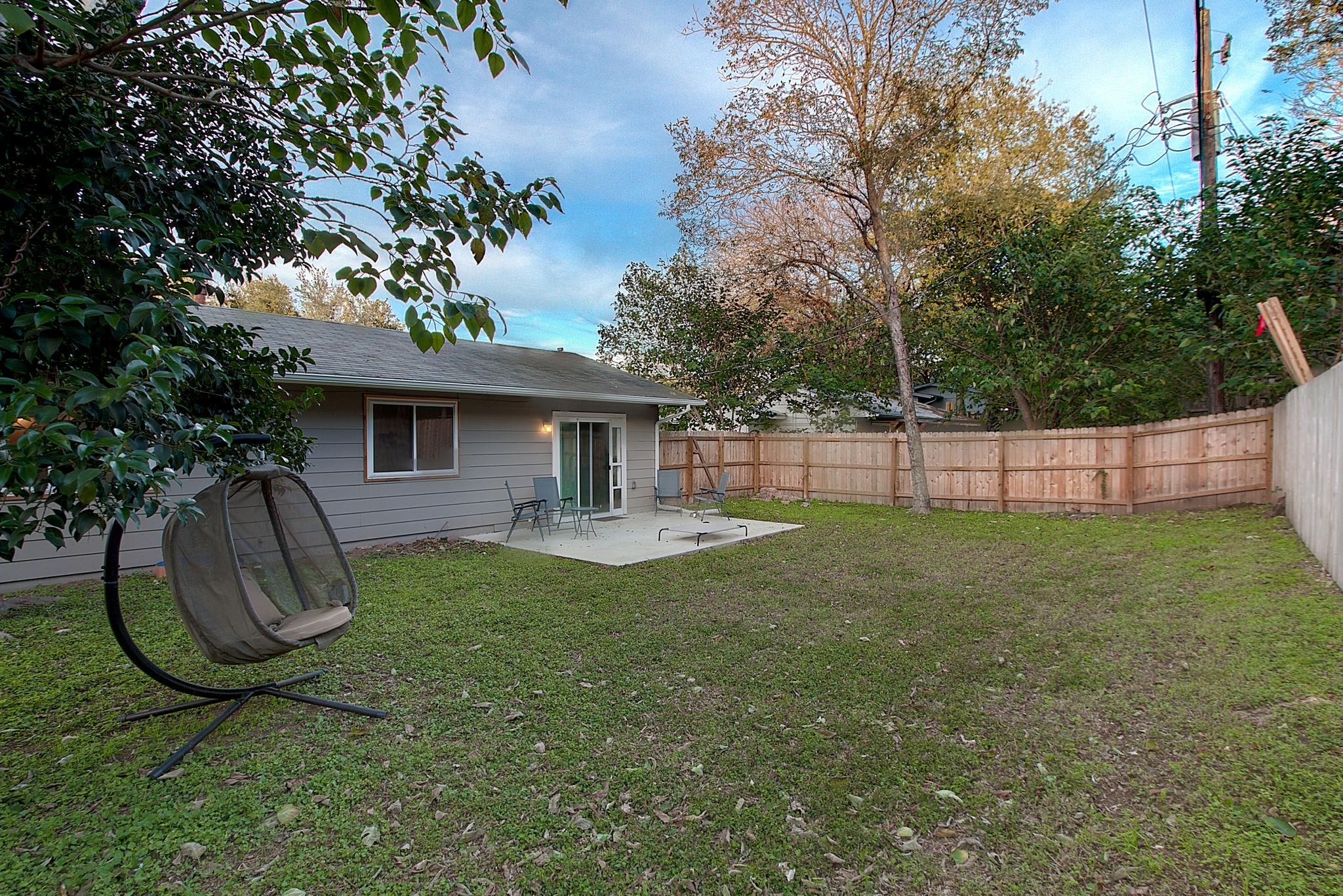 2305 Ventura Dr # B, Austin, TX 78741