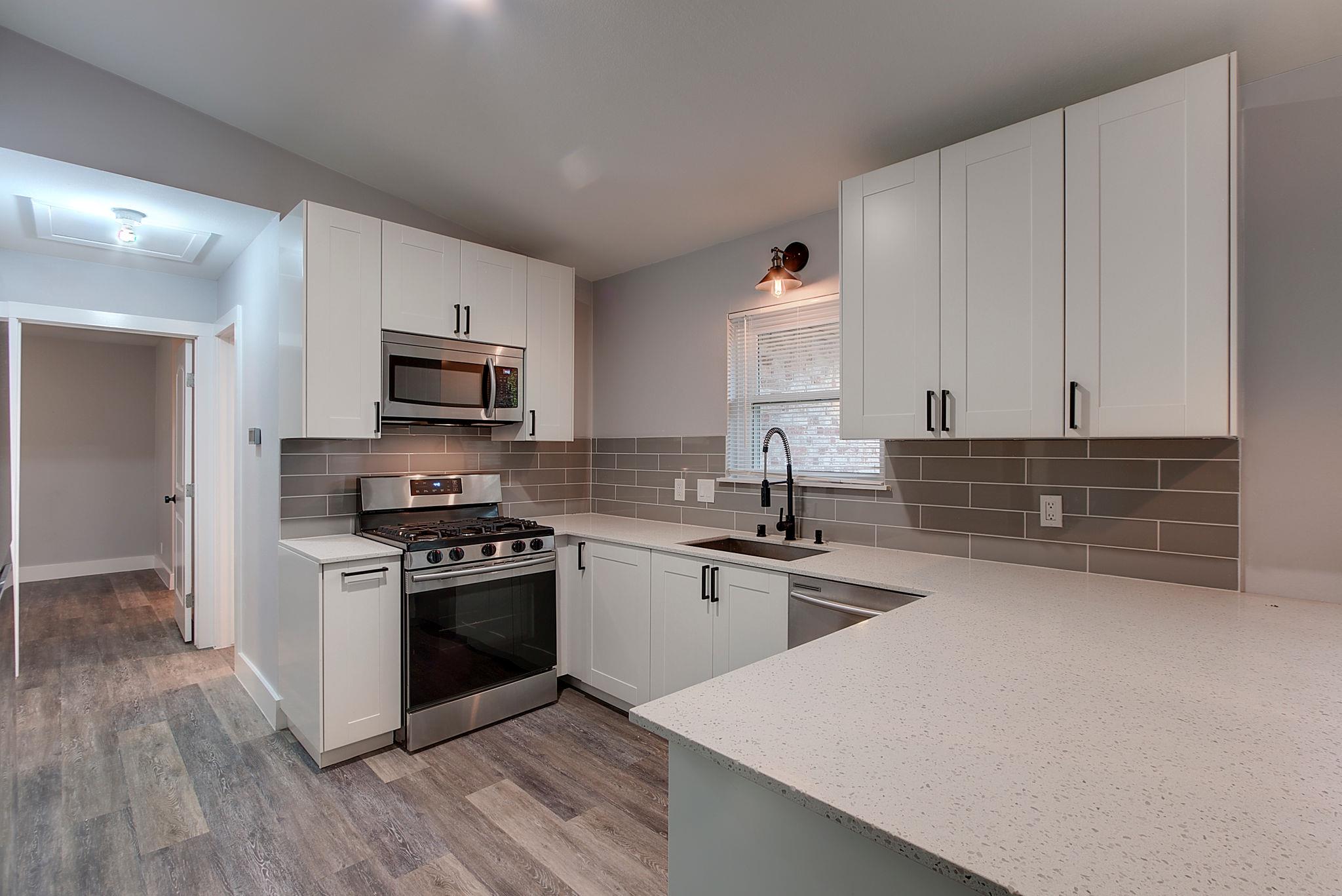 2305 Ventura Dr # B, Austin, TX 78741