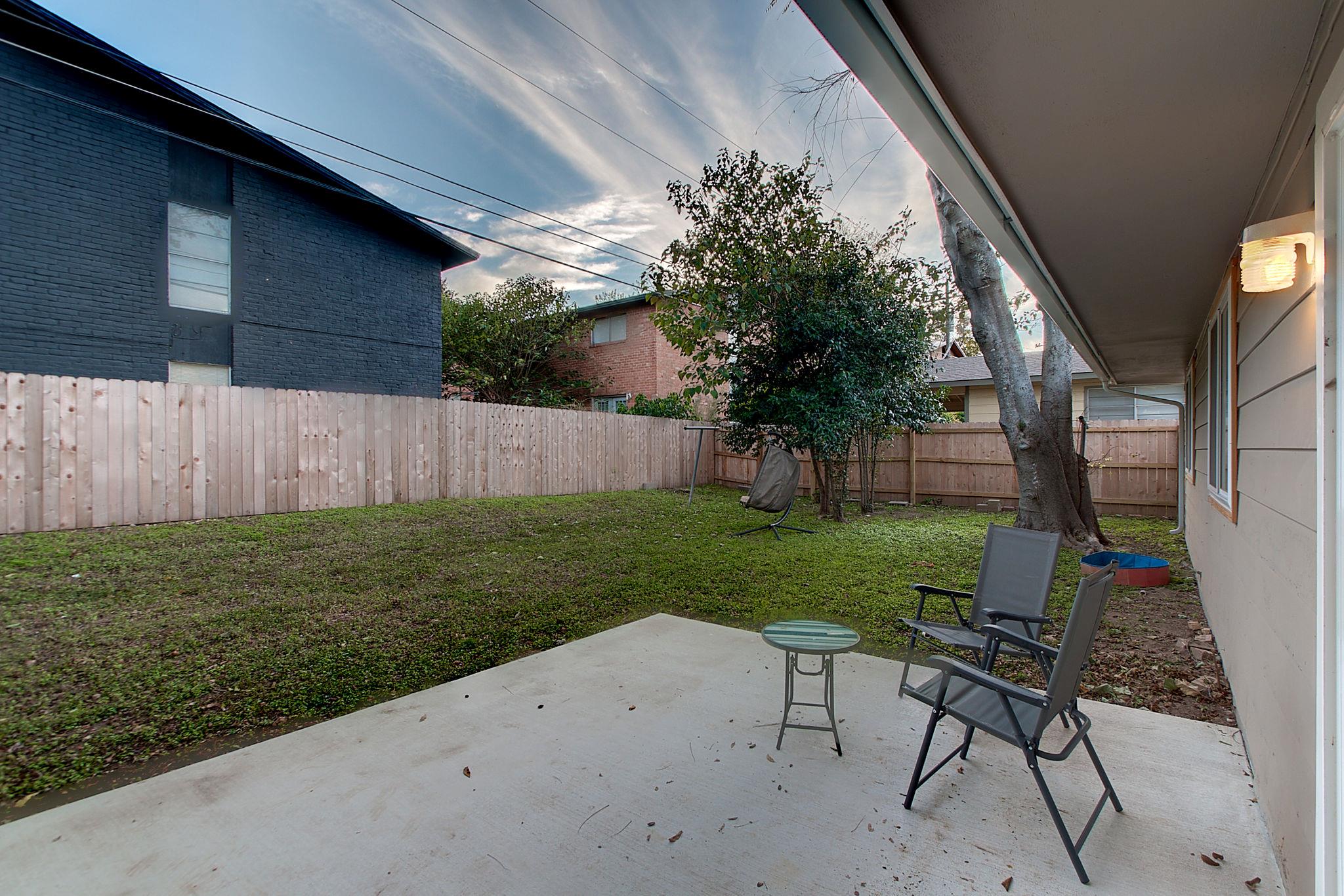 2305 Ventura Dr # B, Austin, TX 78741