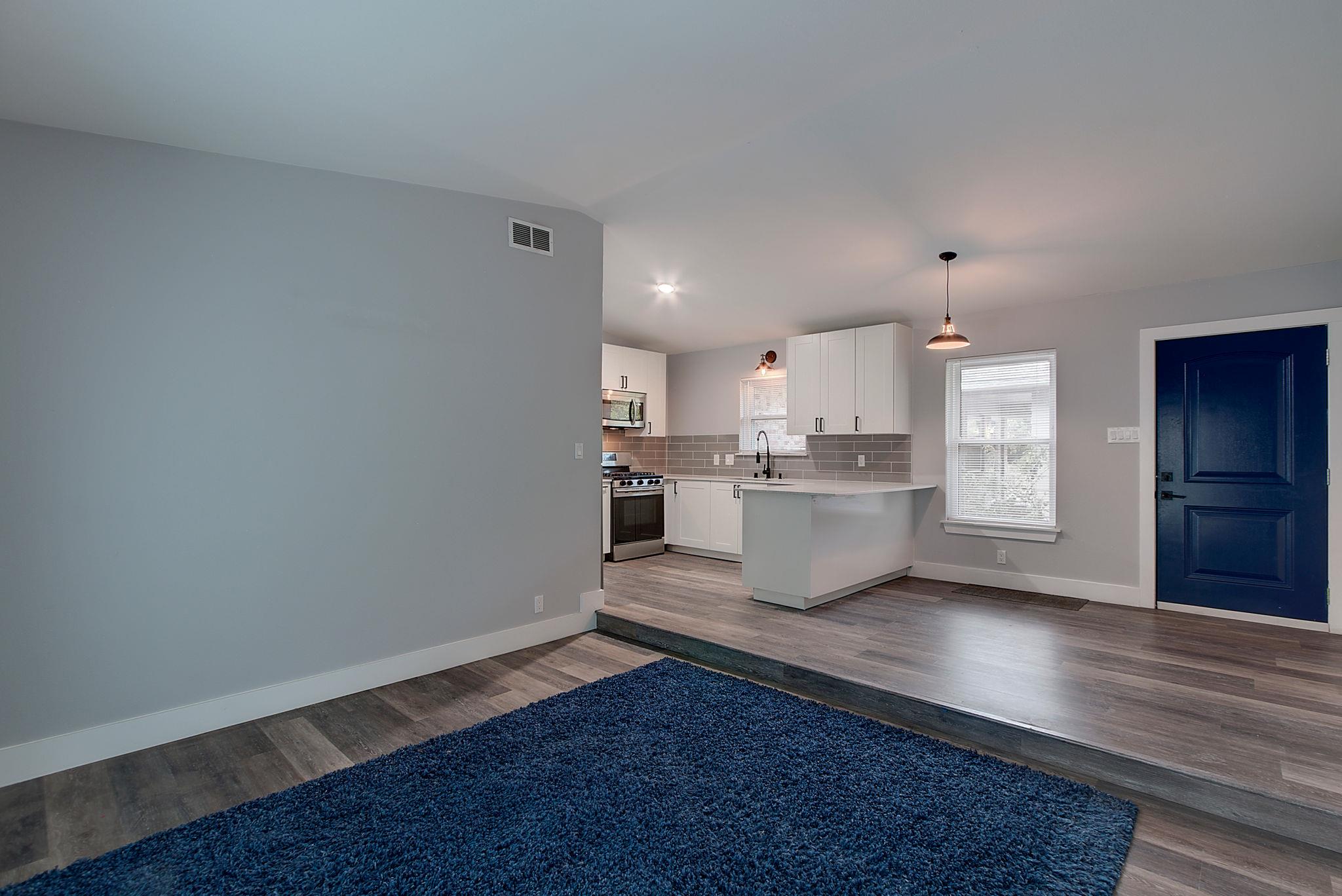 2305 Ventura Dr # B, Austin, TX 78741