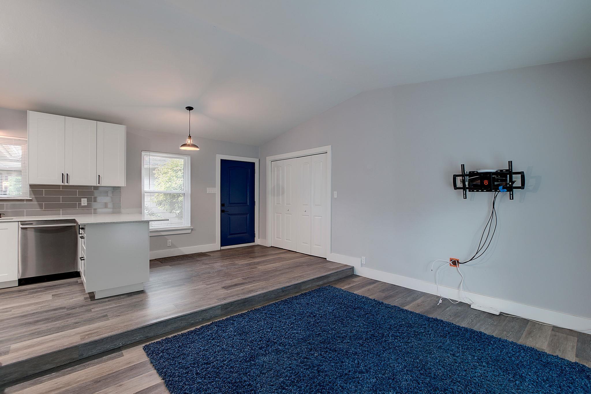 2305 Ventura Dr # B, Austin, TX 78741