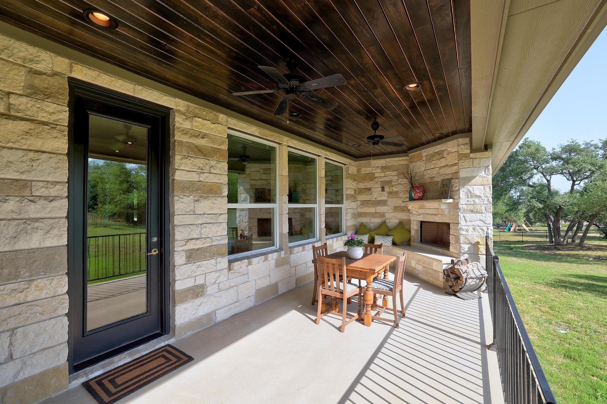 105 Graystone Ln, Georgetown, TX 78633