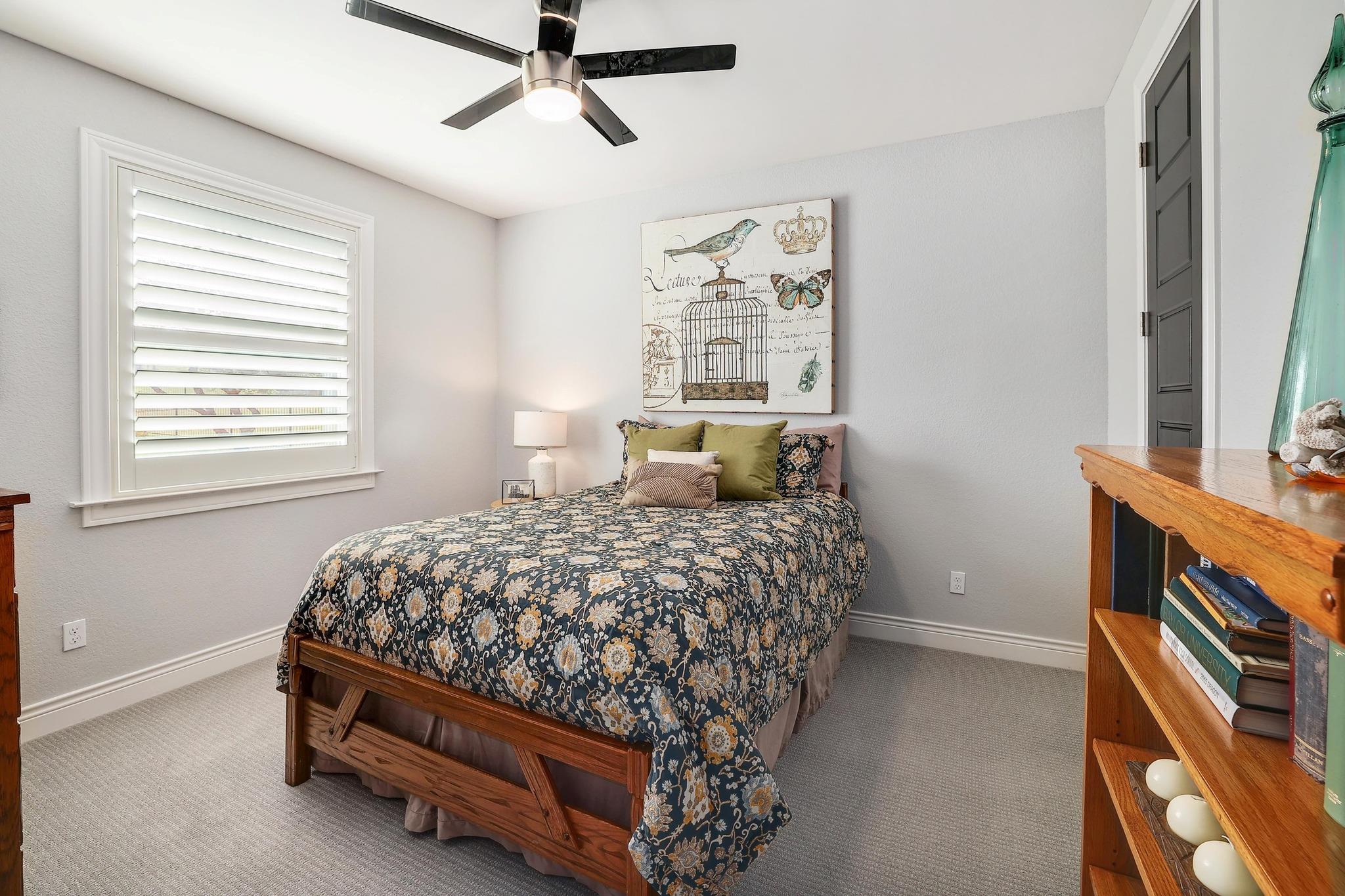 105 Graystone Ln, Georgetown, TX 78633