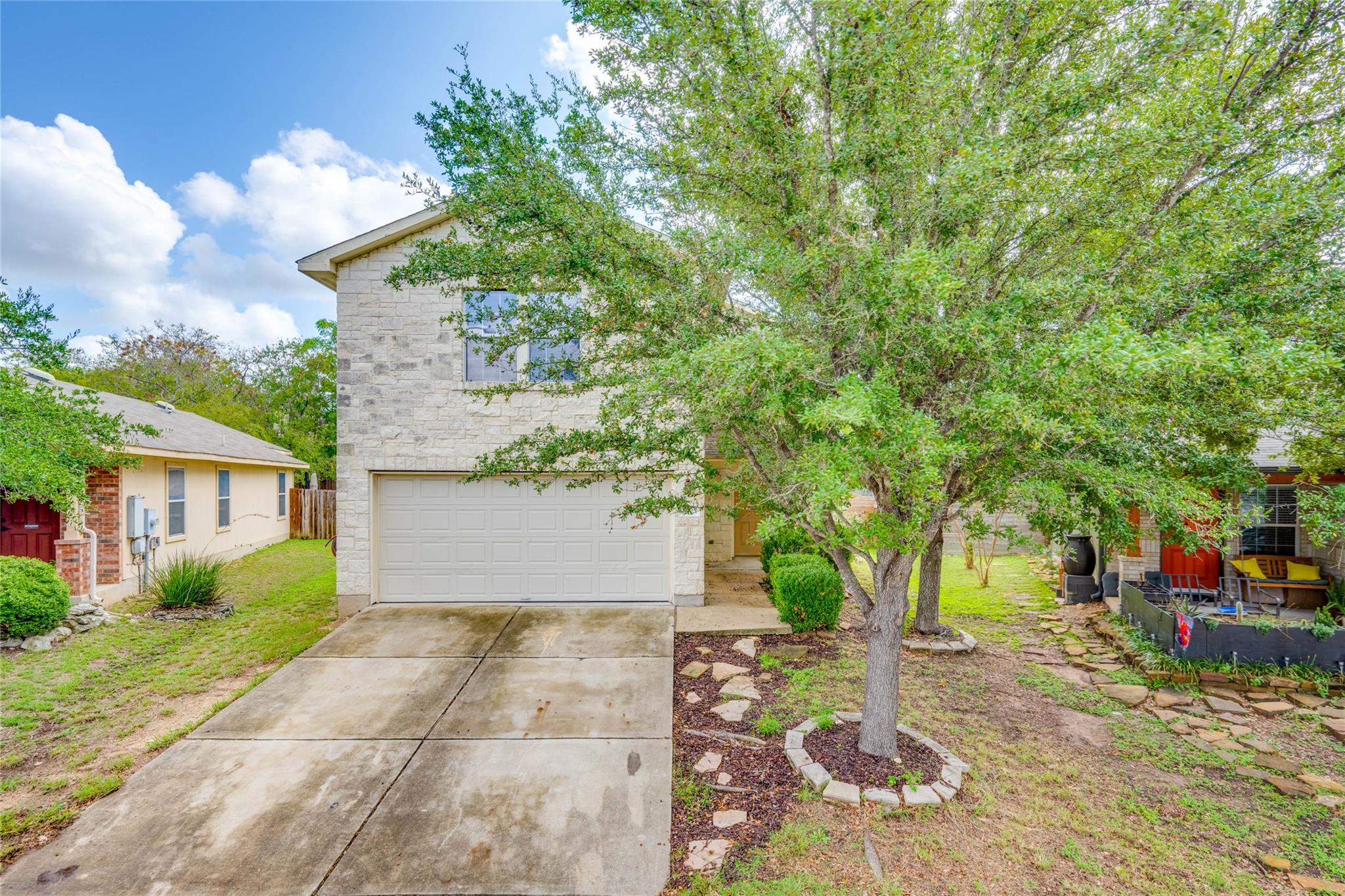 8705 Davis Oaks Trl, Austin, TX 78748