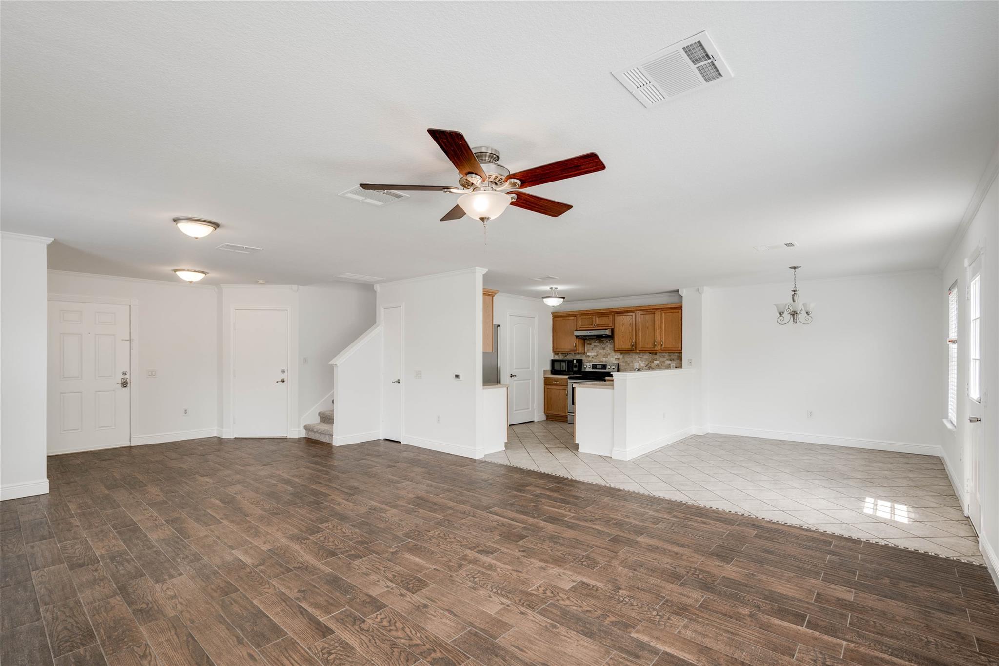 8705 Davis Oaks Trl, Austin, TX 78748