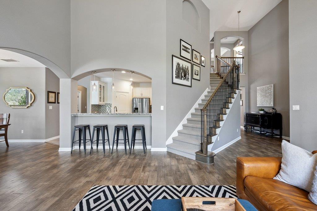 12333 Labrador Bay Ct, Austin, TX 78732