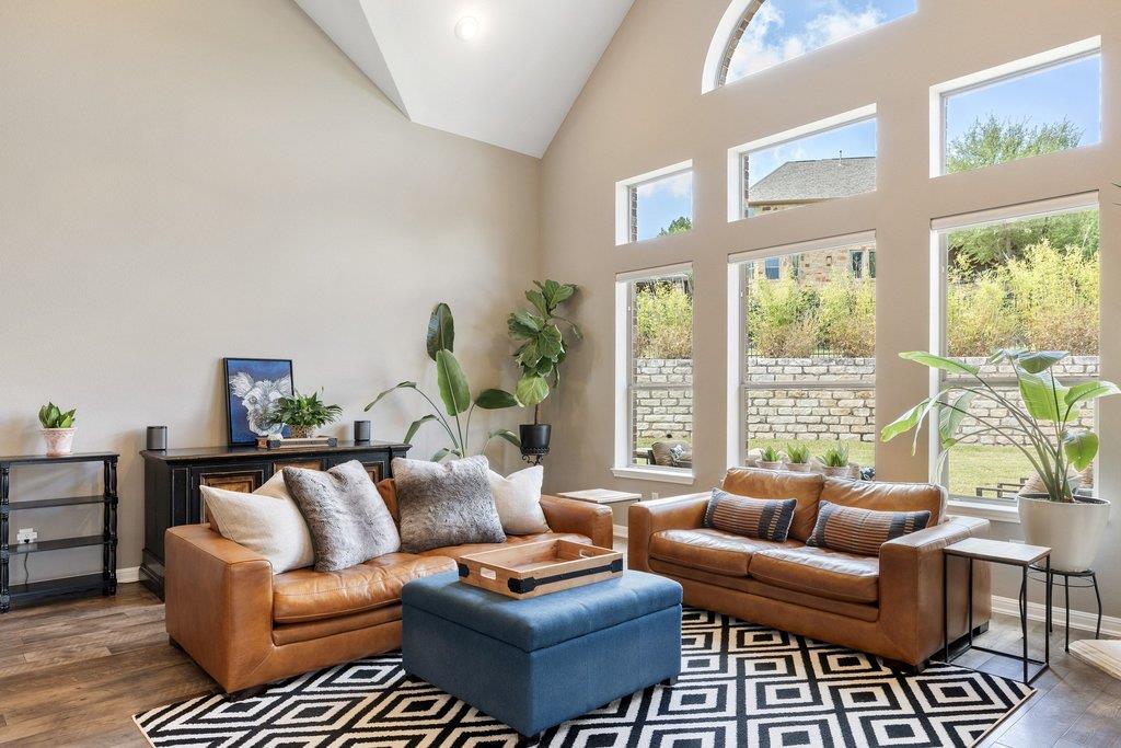 12333 Labrador Bay Ct, Austin, TX 78732