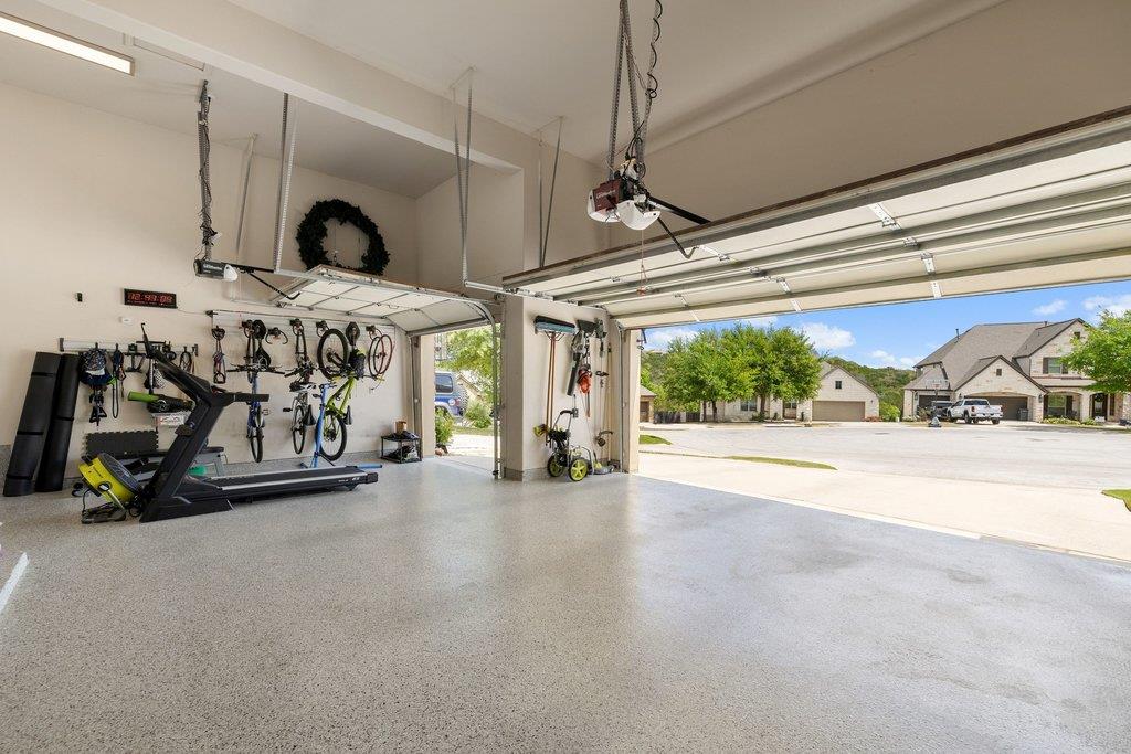 12333 Labrador Bay Ct, Austin, TX 78732