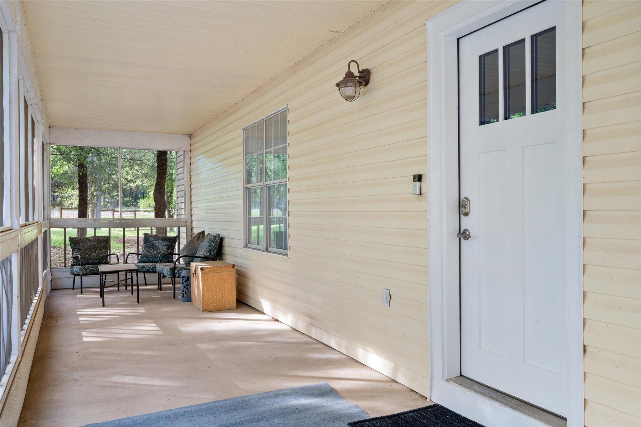 201 N Oak Hollow Rd, Georgetown, TX 78628