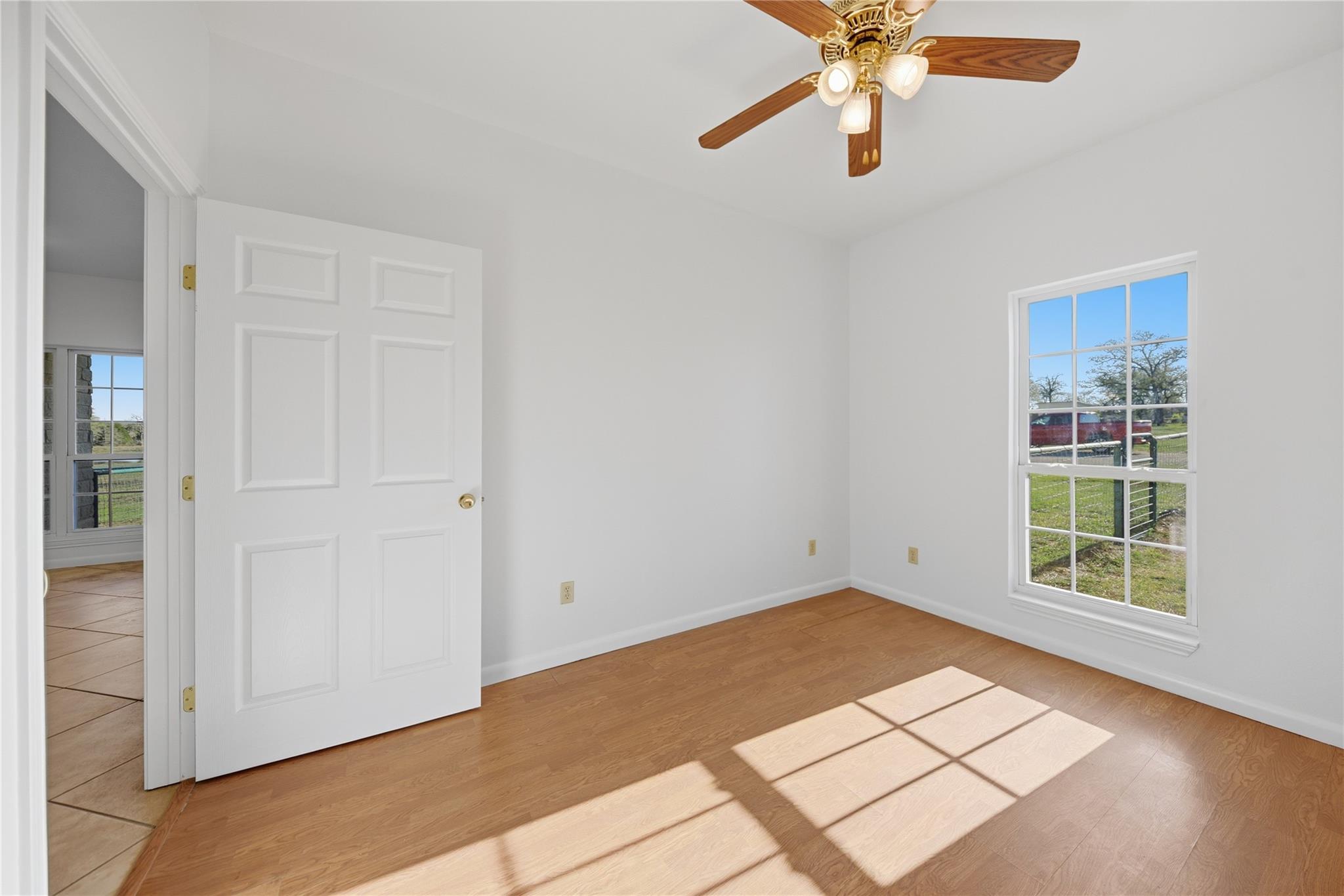 2069 E State Highway 21 # A, Paige, TX 78659