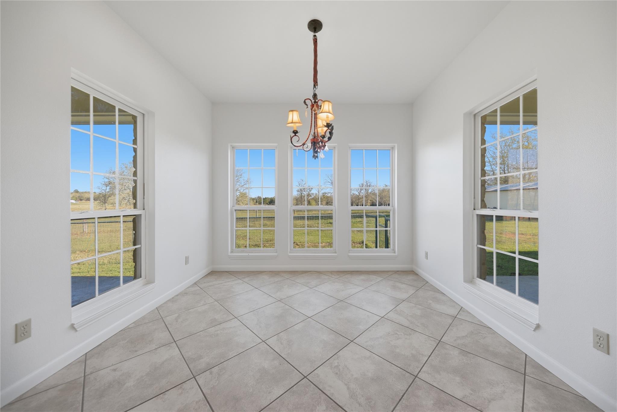 2069 E State Highway 21 # A, Paige, TX 78659