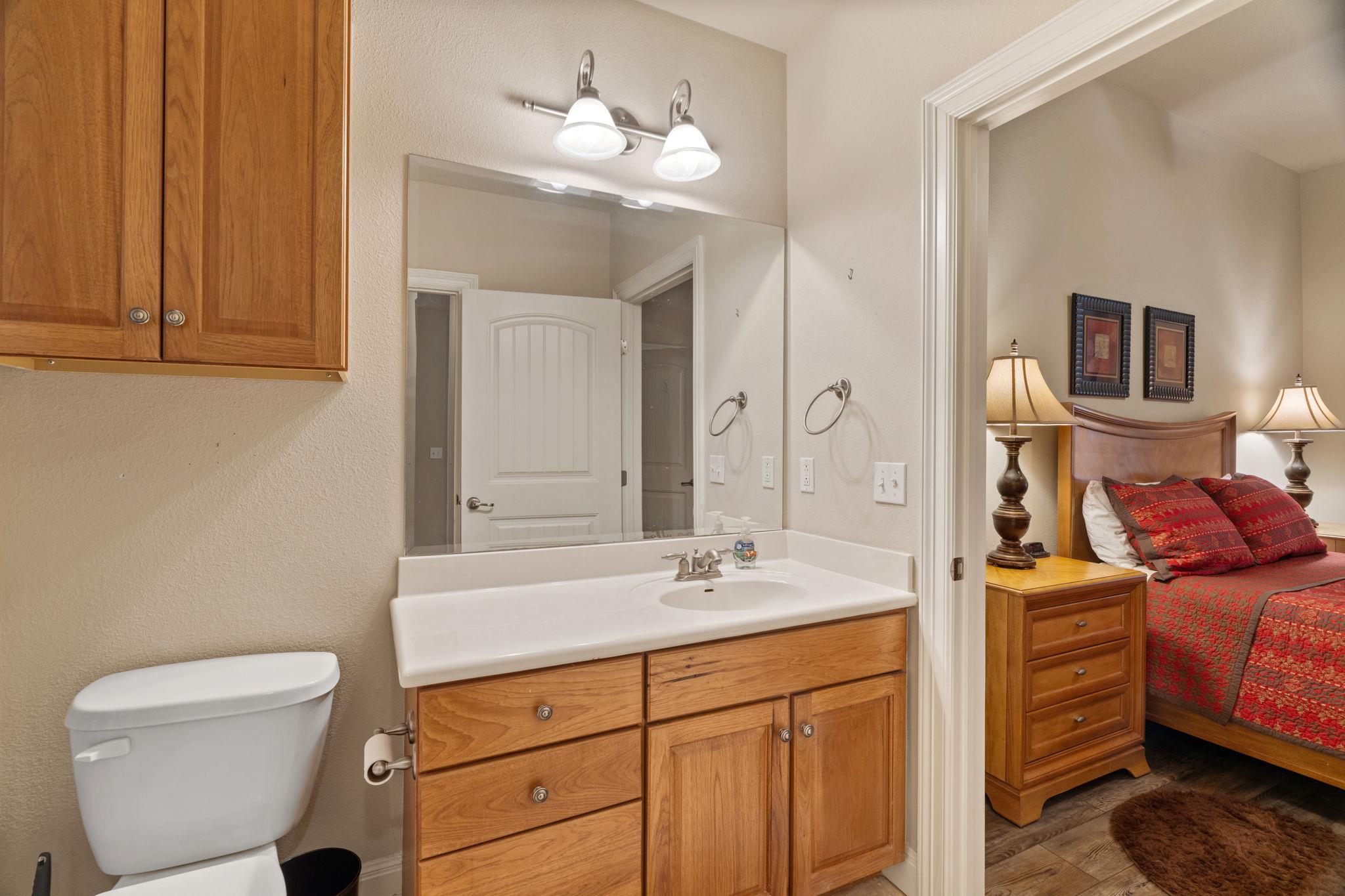 1001 The Cape # 44, Horseshoe Bay, TX 78657