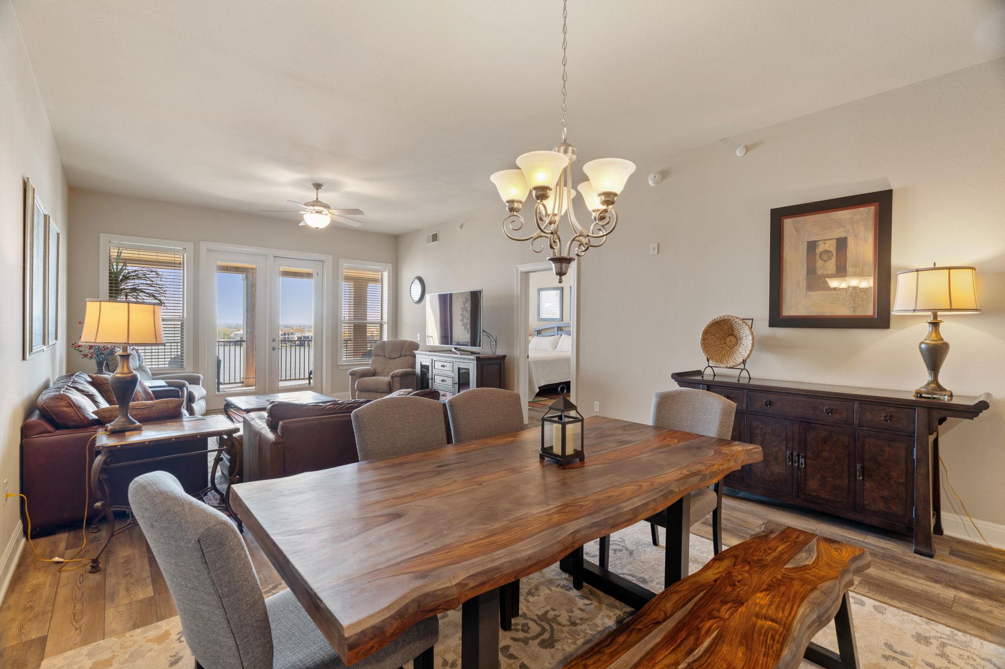 1001 The Cape # 44, Horseshoe Bay, TX 78657